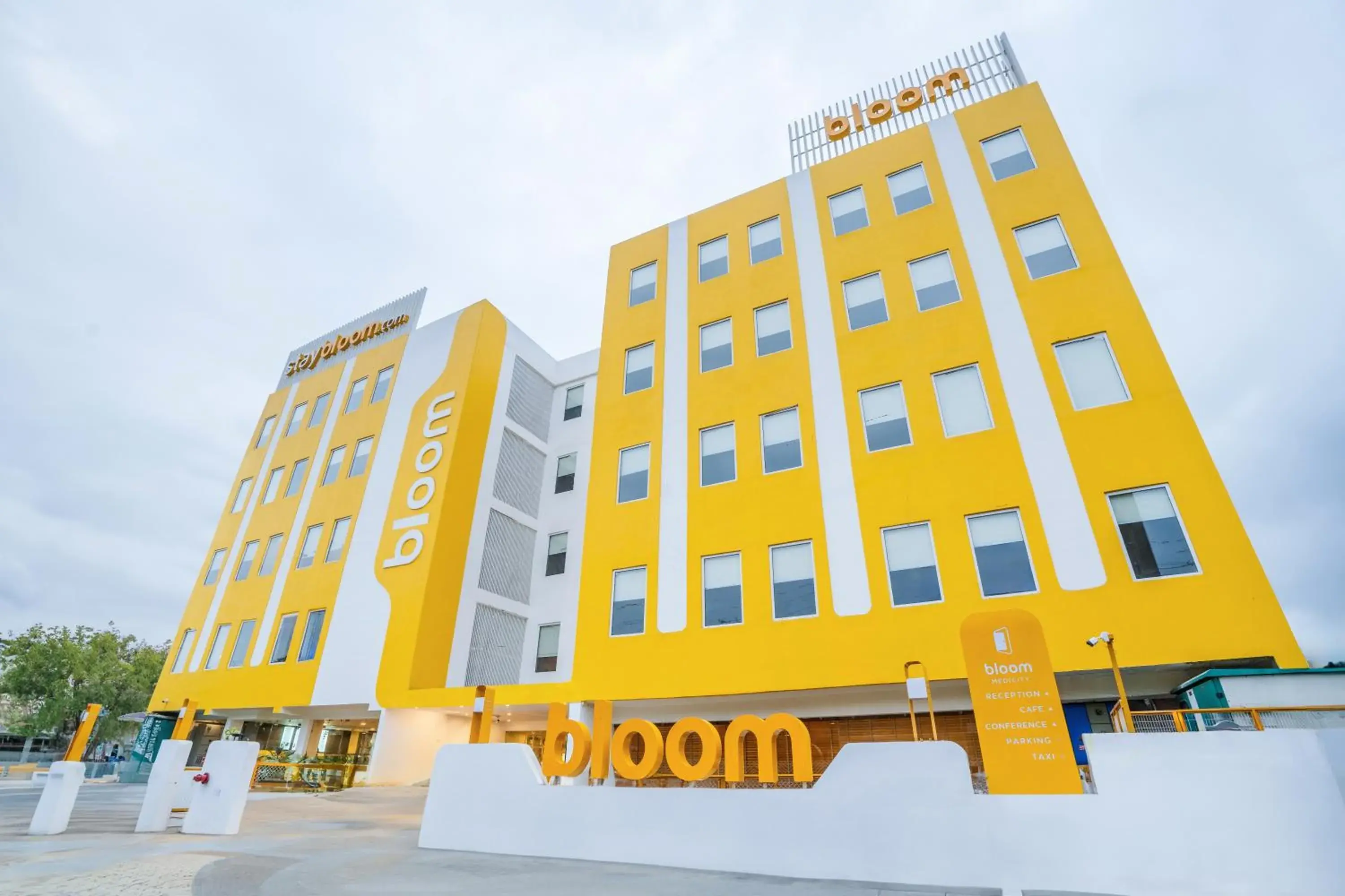 Property building in Bloom Hotel - Medicity Gurugram Property building in Bloom Hotel - Medicity Gurugram