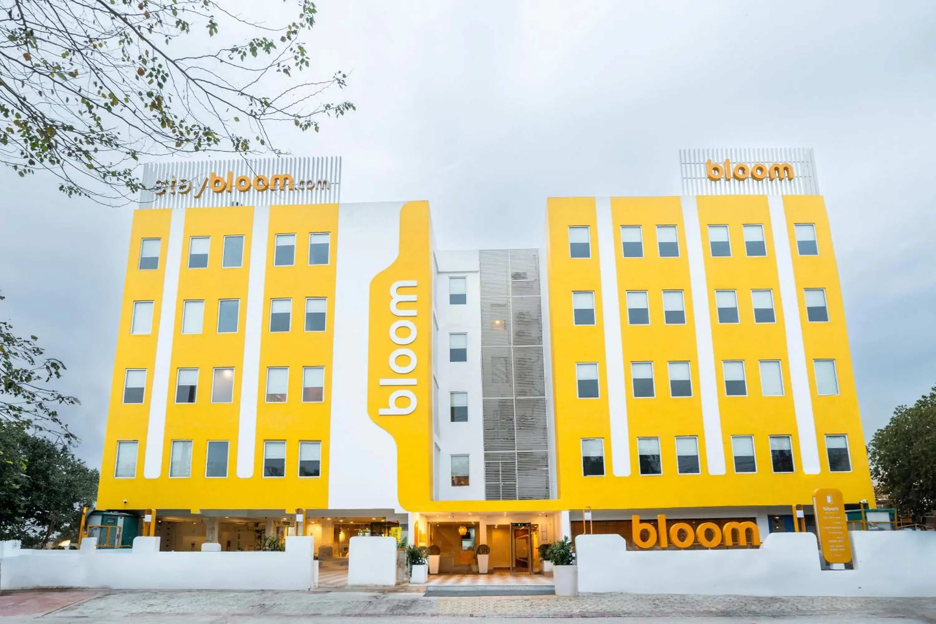 Bloom Hotel - Medicity Gurugram Bloom Hotel - Medicity Gurugram