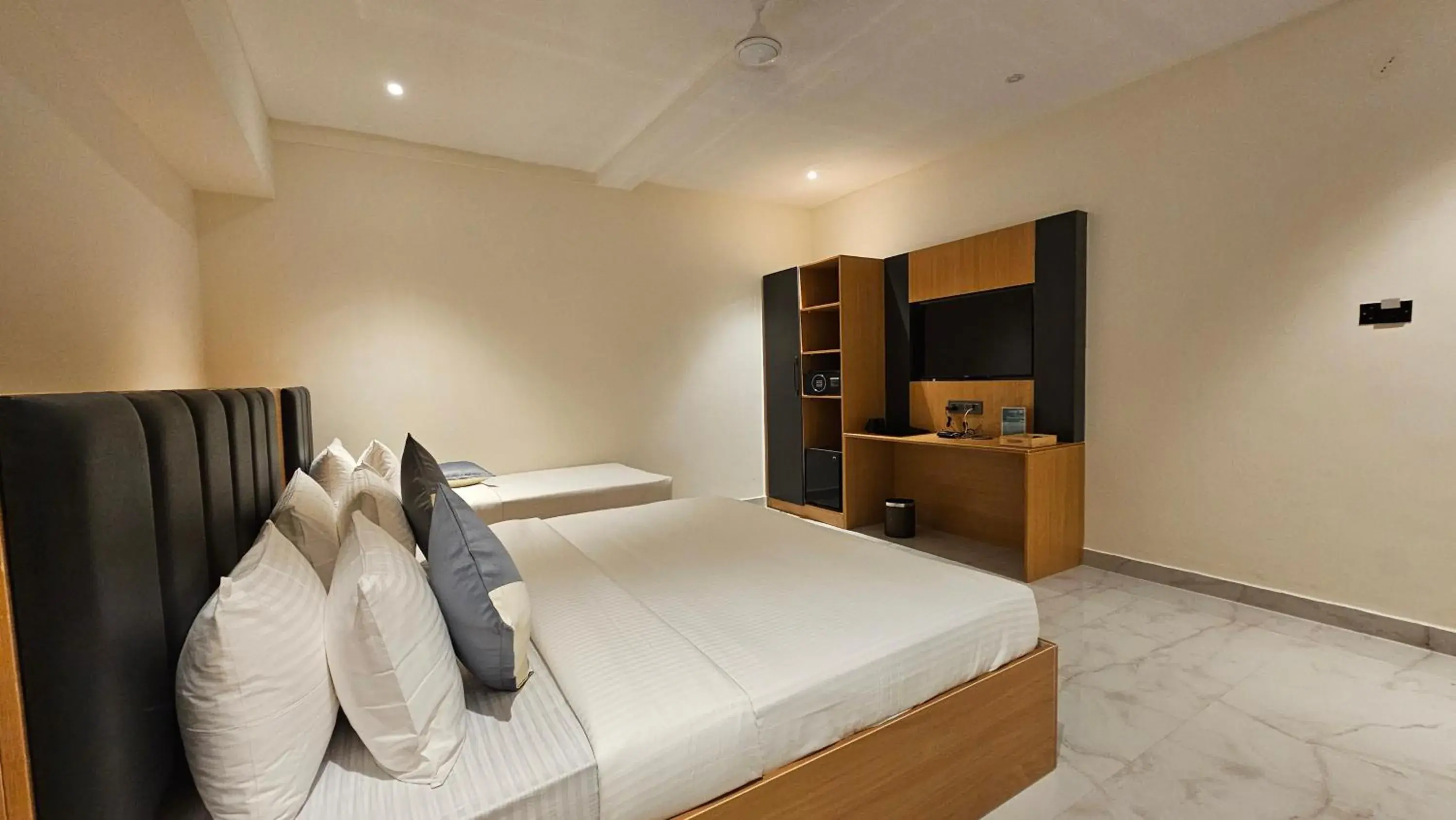 Bed in Emerald Urban Comforts Bed in Emerald Urban Comforts