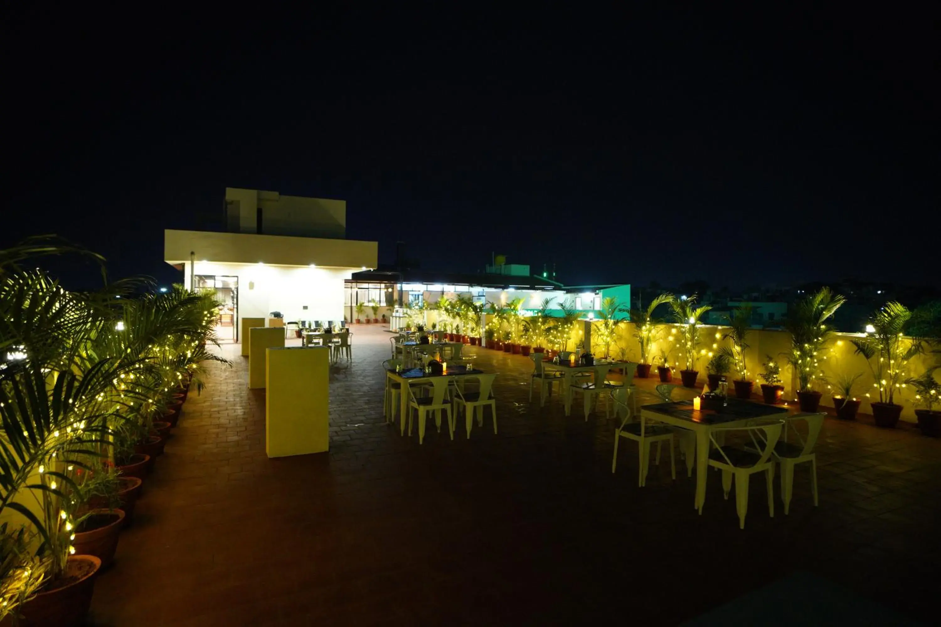 Restaurant/places to eat in Emerald Urban Comforts Restaurant/places to eat in Emerald Urban Comforts