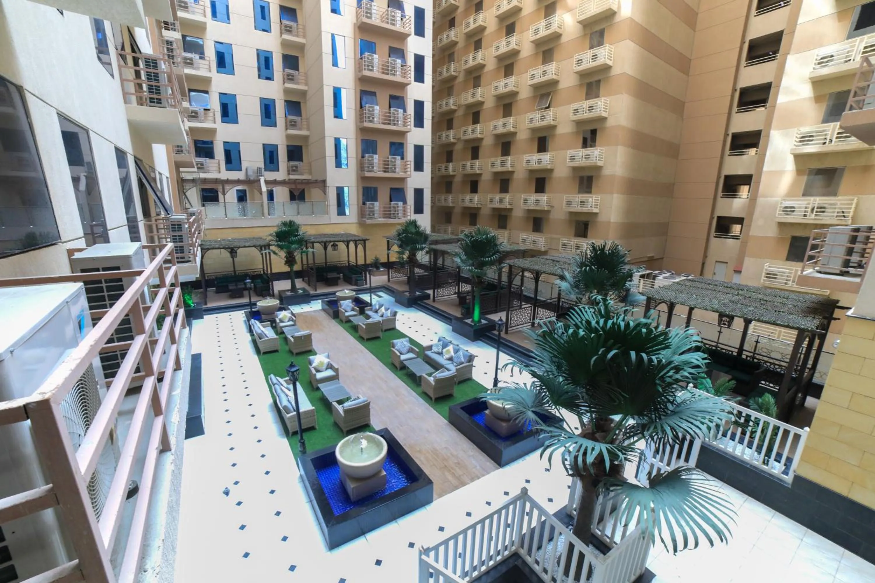 Restaurant/places to eat in TIME Ruba Hotel & Suites