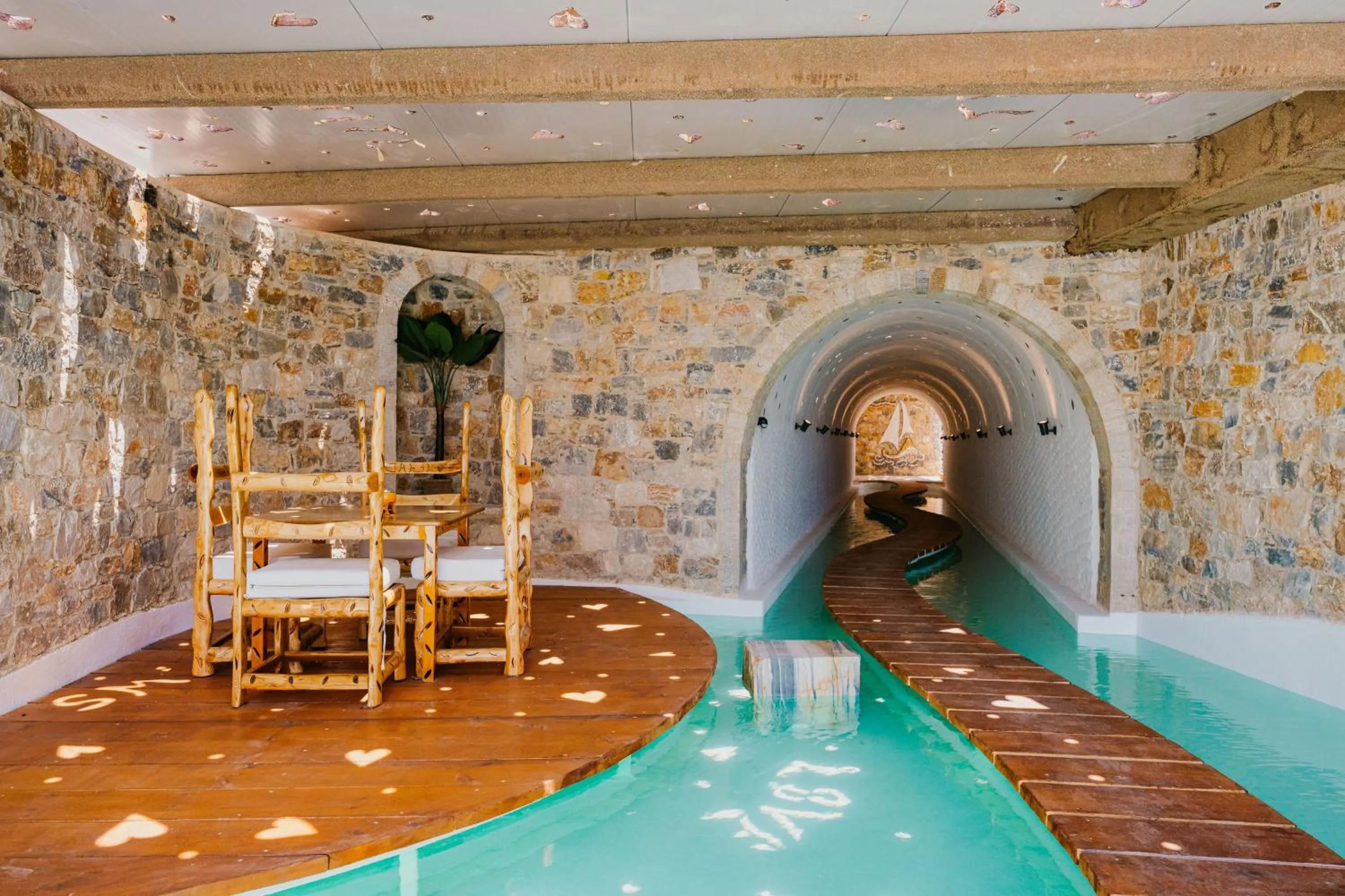 Agalia Luxury Suites