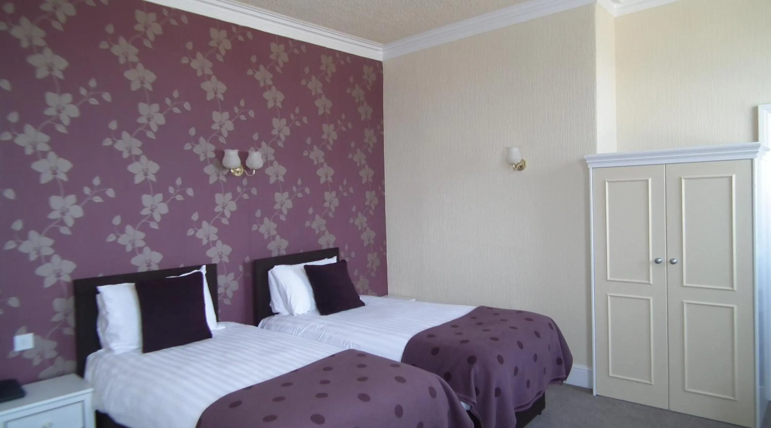 Bed in The North Euston Hotel