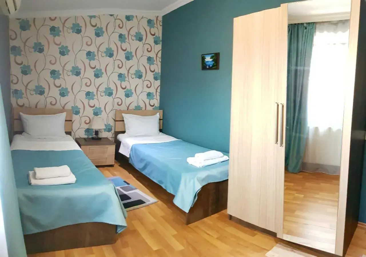 Twin Room with City View in Bonus Hotel Twin Room with City View in Bonus Hotel