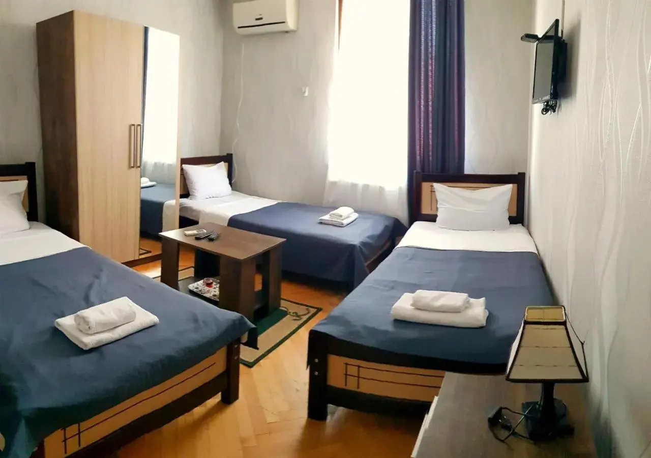 Deluxe Triple Room in Bonus Hotel Deluxe Triple Room in Bonus Hotel