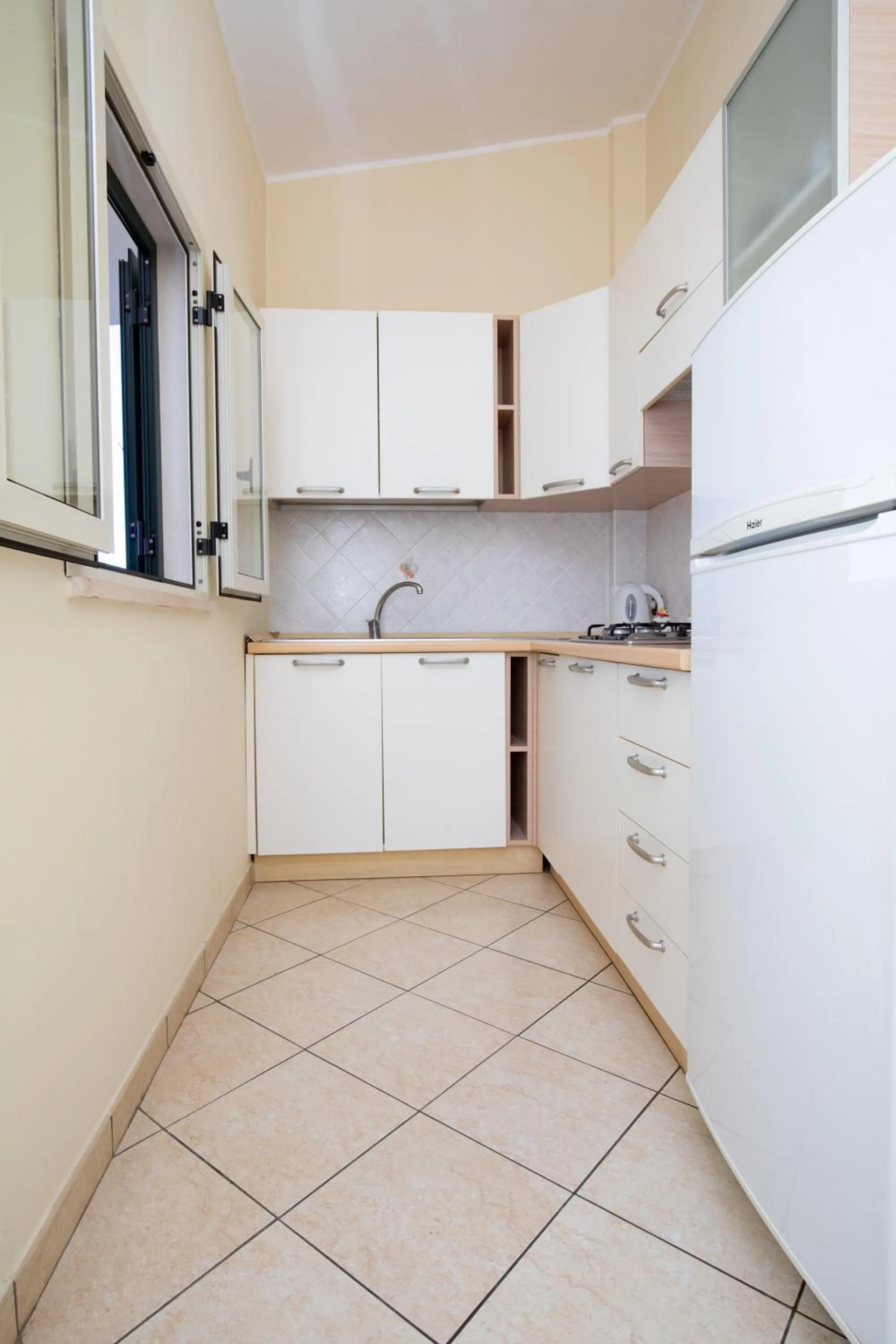 Kitchen or kitchenette in Villa Paglianiti - Your FAMILY Residence!