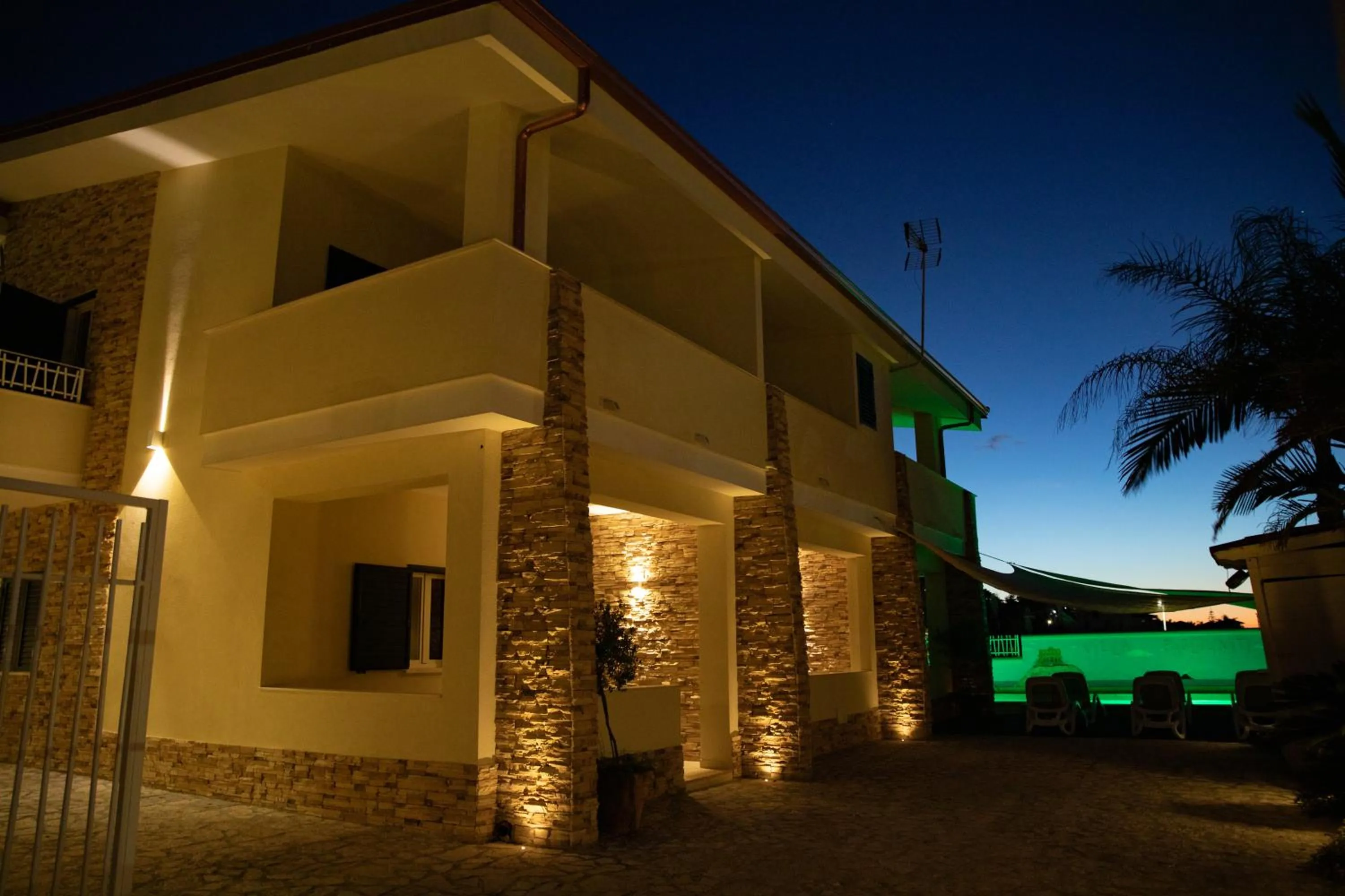 Facade/entrance in Villa Paglianiti - Your FAMILY Residence!