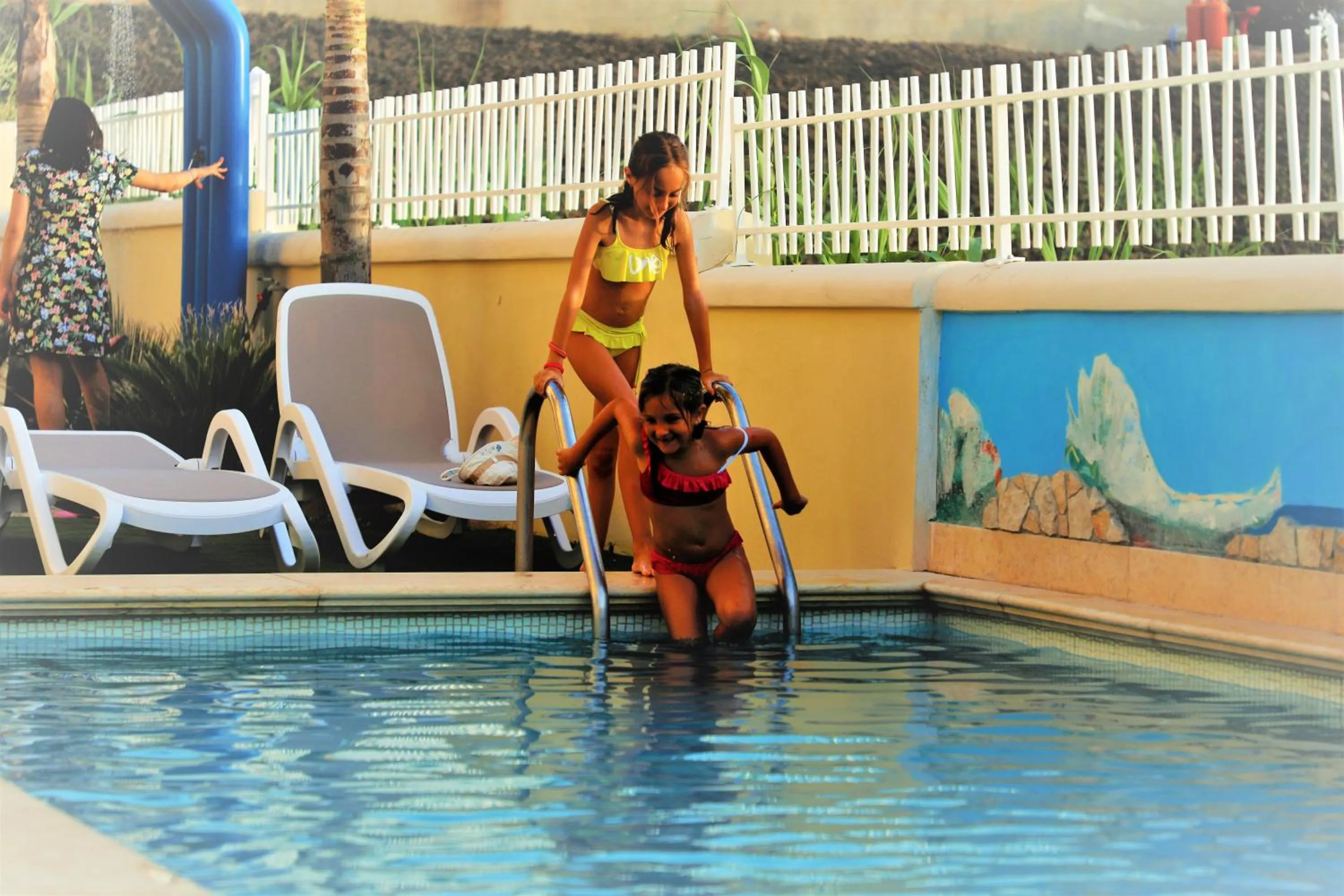 Family in Villa Paglianiti - Your FAMILY Residence!