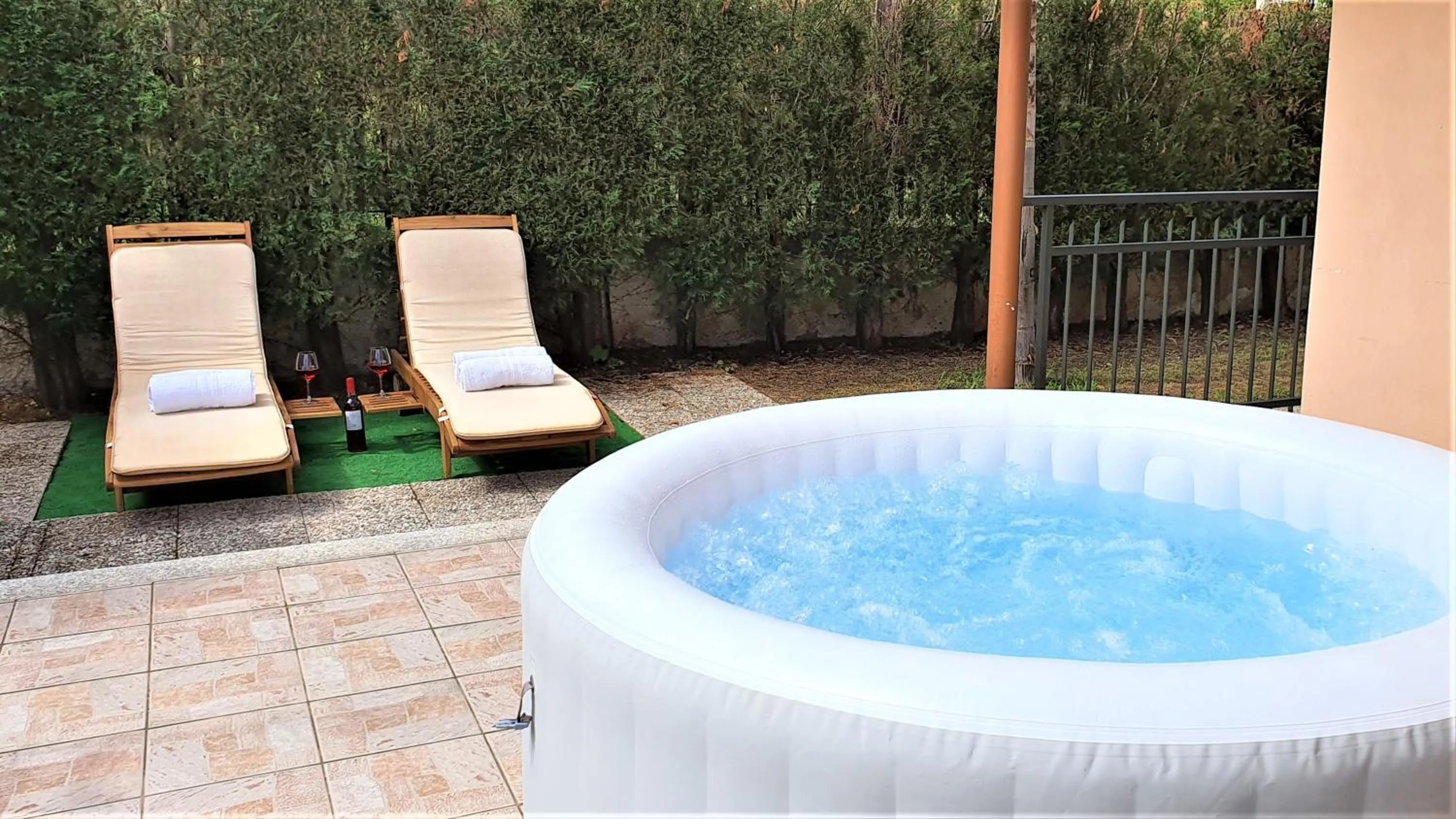 Garden in Villa Paglianiti - Your FAMILY Residence!