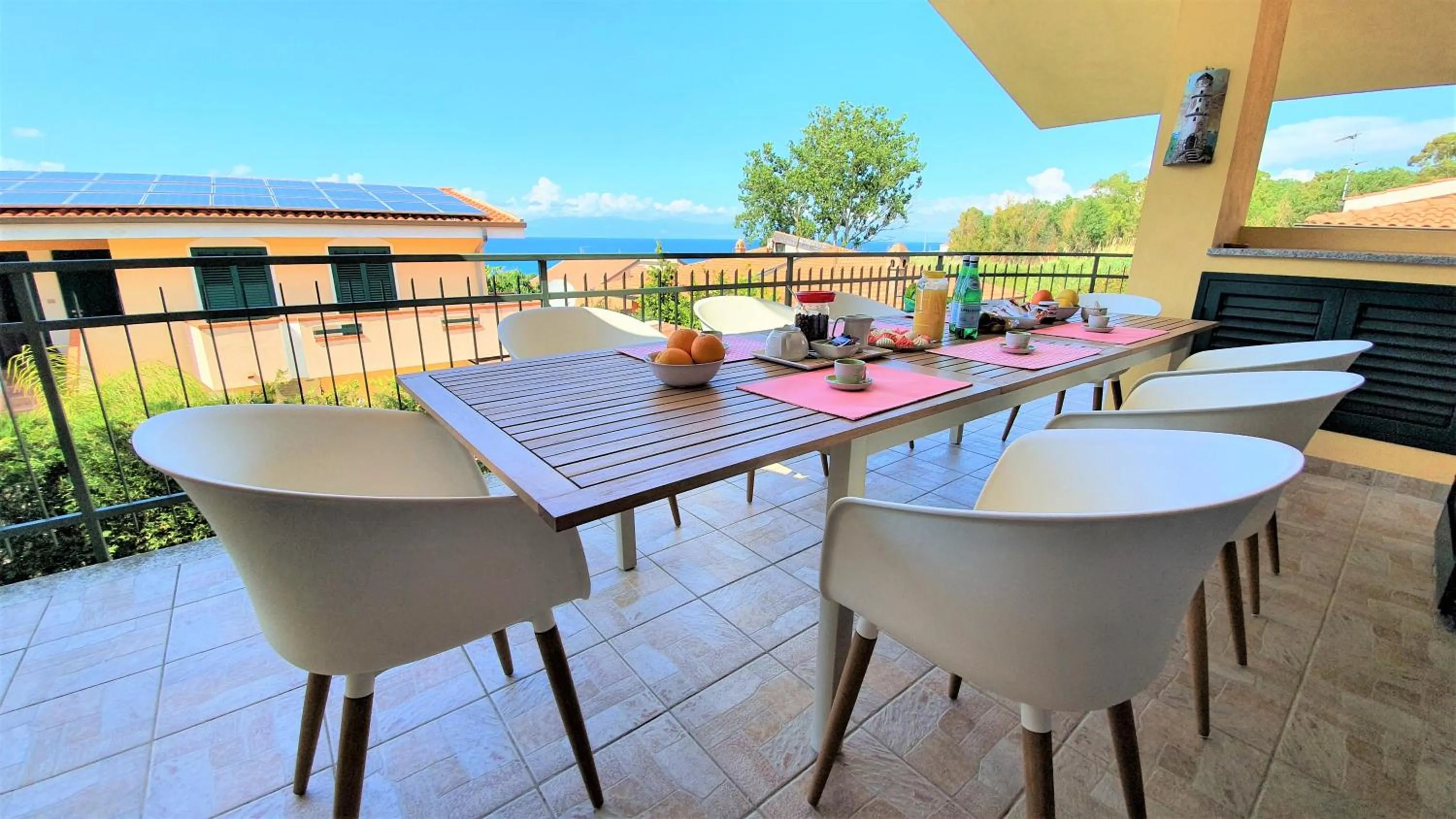 Balcony/Terrace in Villa Paglianiti - Your FAMILY Residence!
