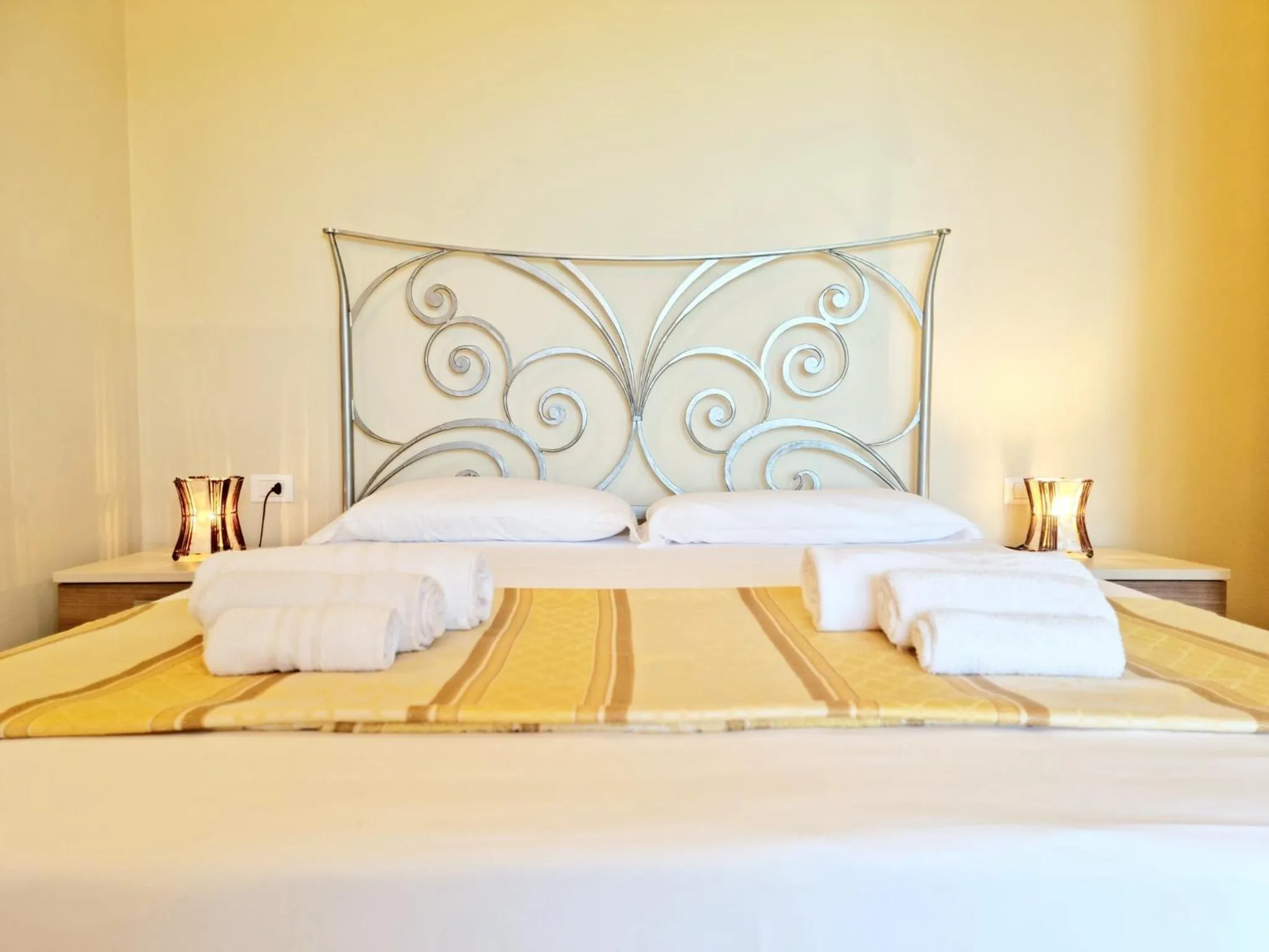 Bed in Villa Paglianiti - Your FAMILY Residence!