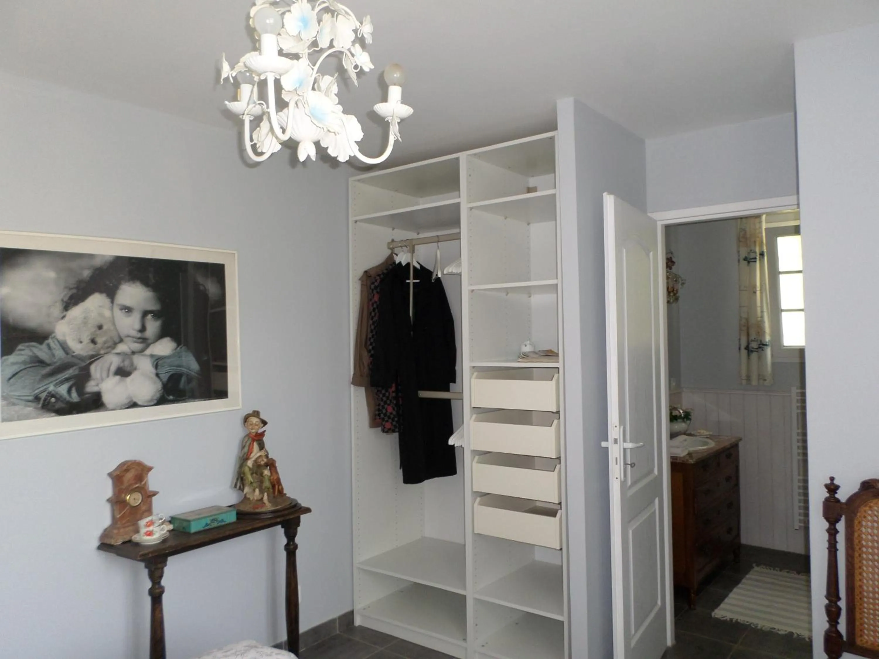 Bedroom in Les Broussous