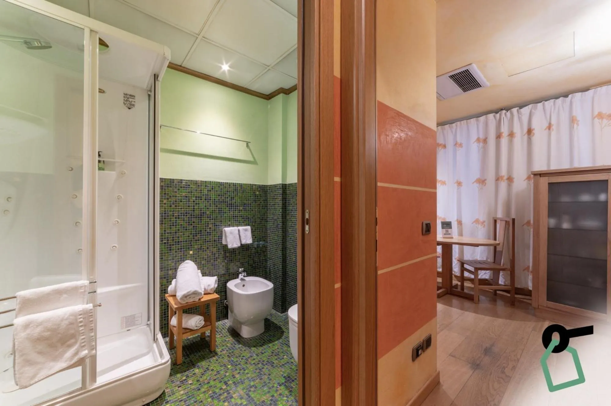 Bathroom in HOTIDAY Discovery - Residence Verona