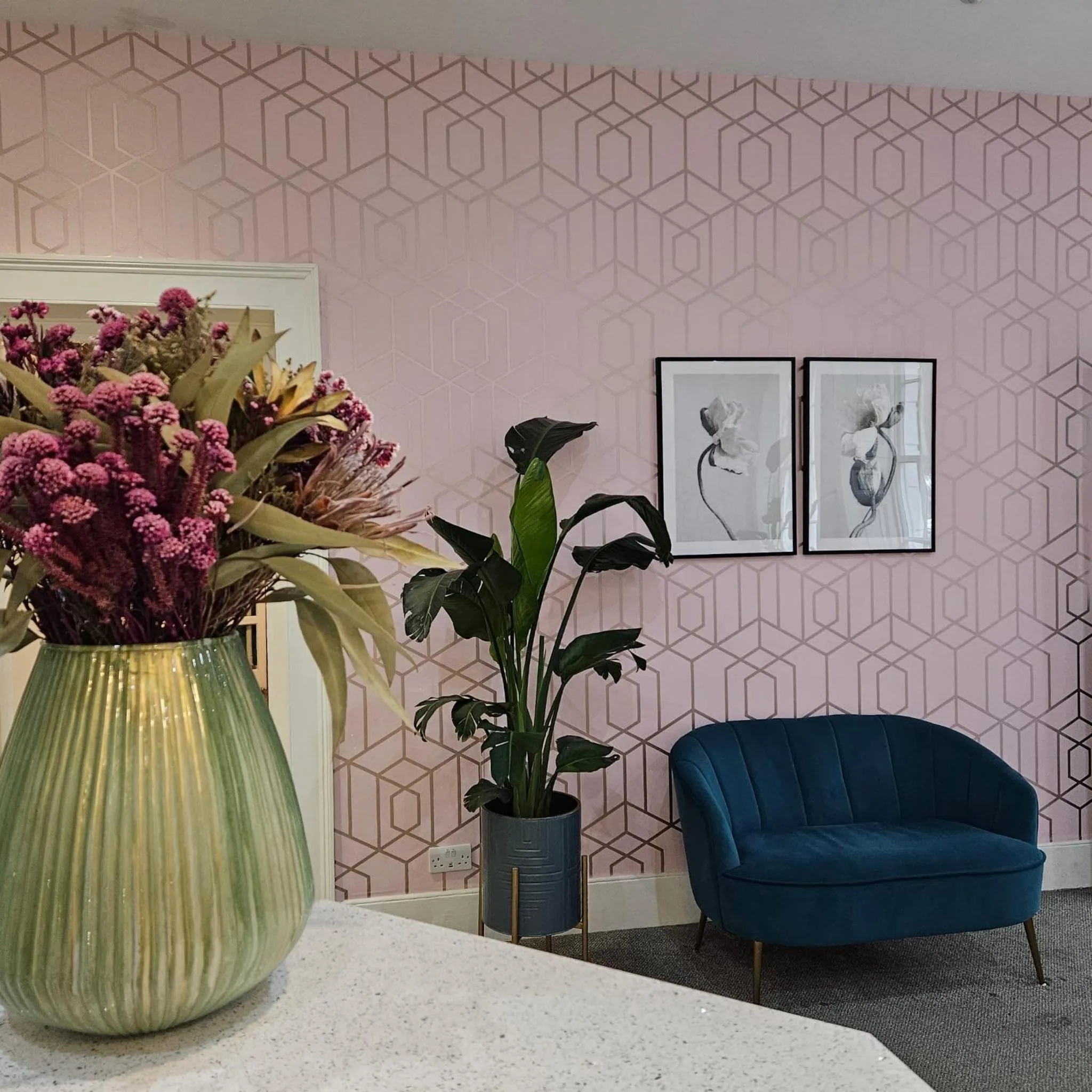 Lobby or reception in George Hotel