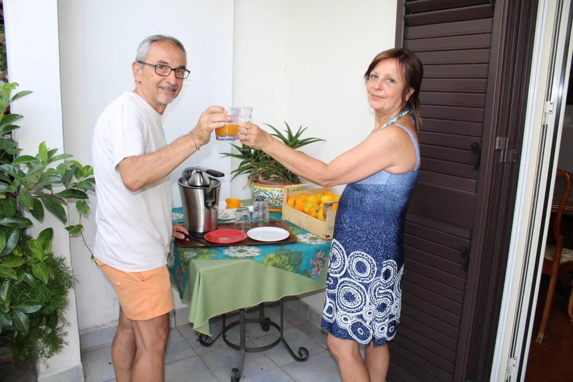 group of guests in Villa Ortensia