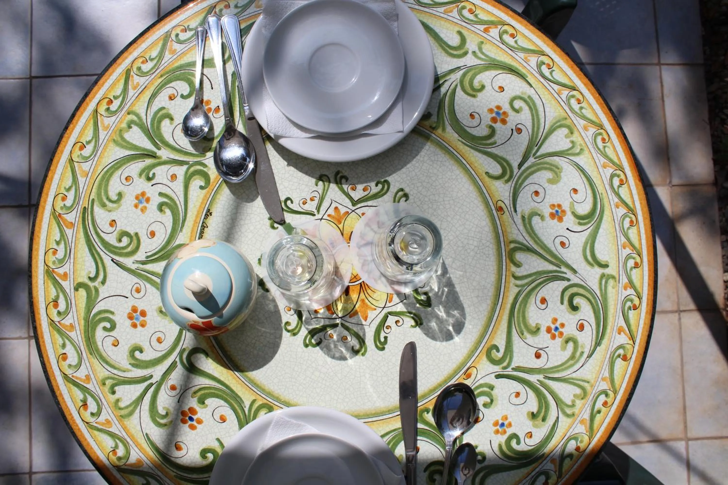 Continental breakfast in Villa Ortensia