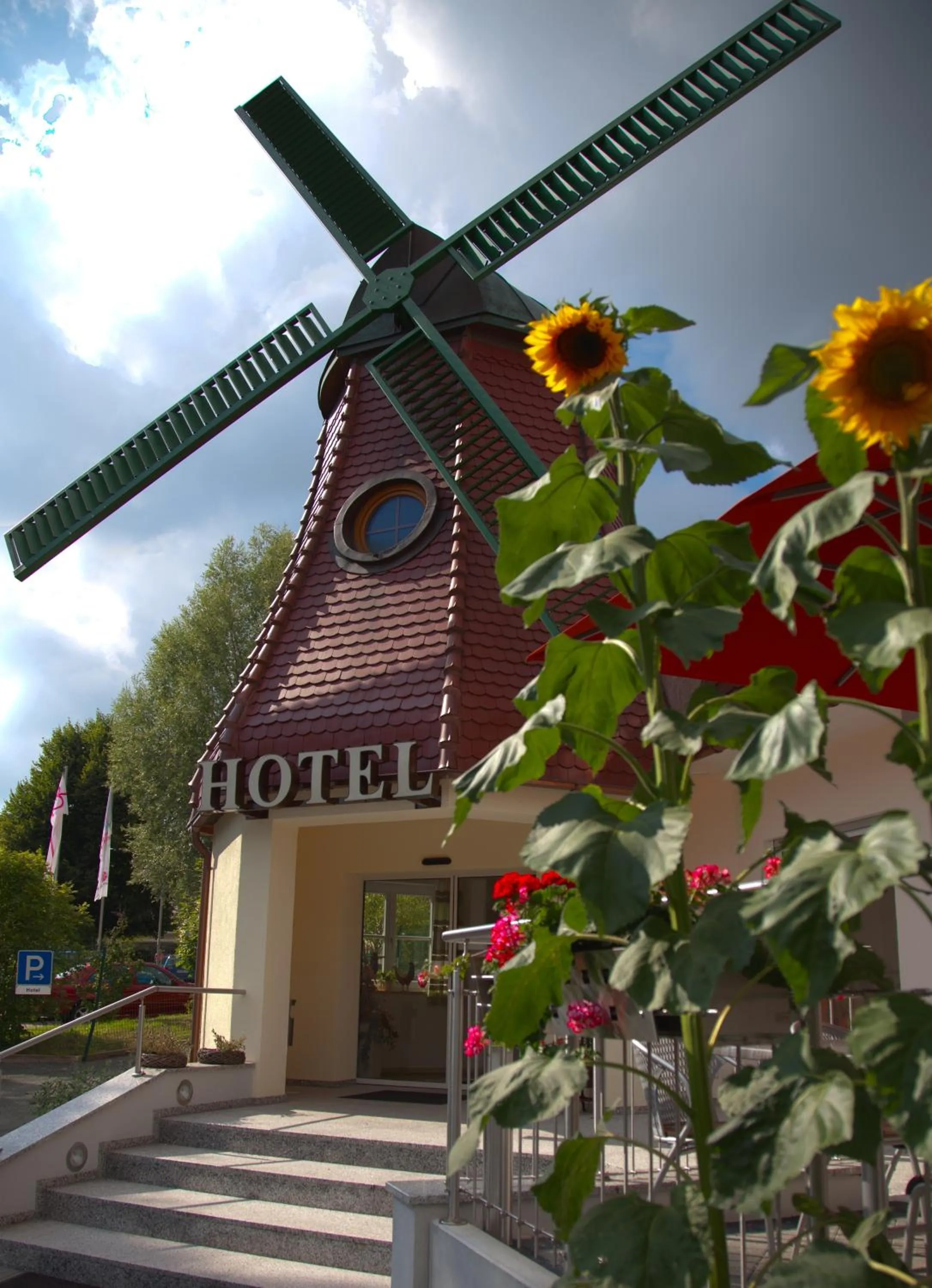 Facade/entrance in Hotel Restaurant zur Windmühle
