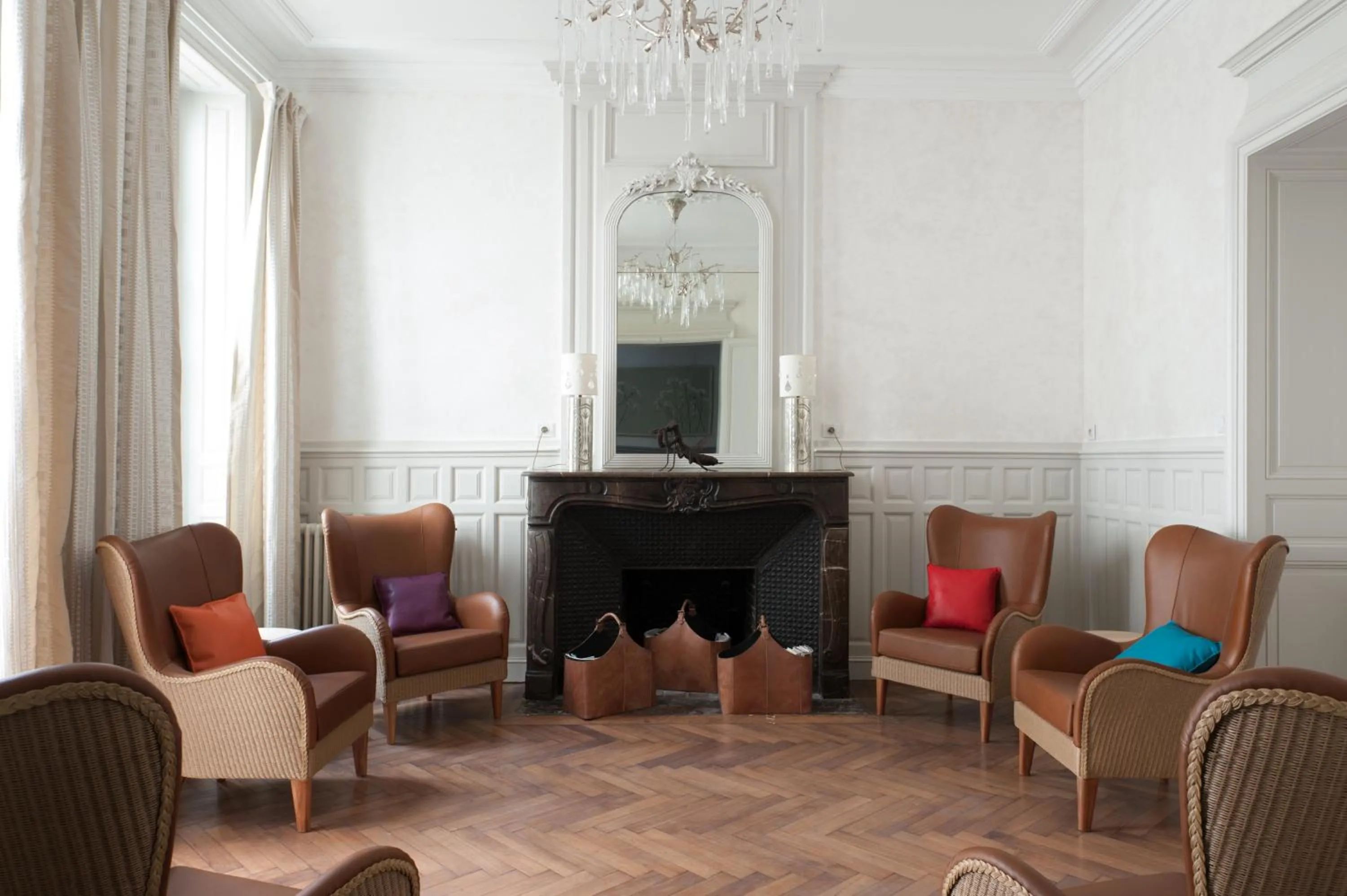 Communal lounge/ TV room in Chambres d'Hôtes Eden Ouest