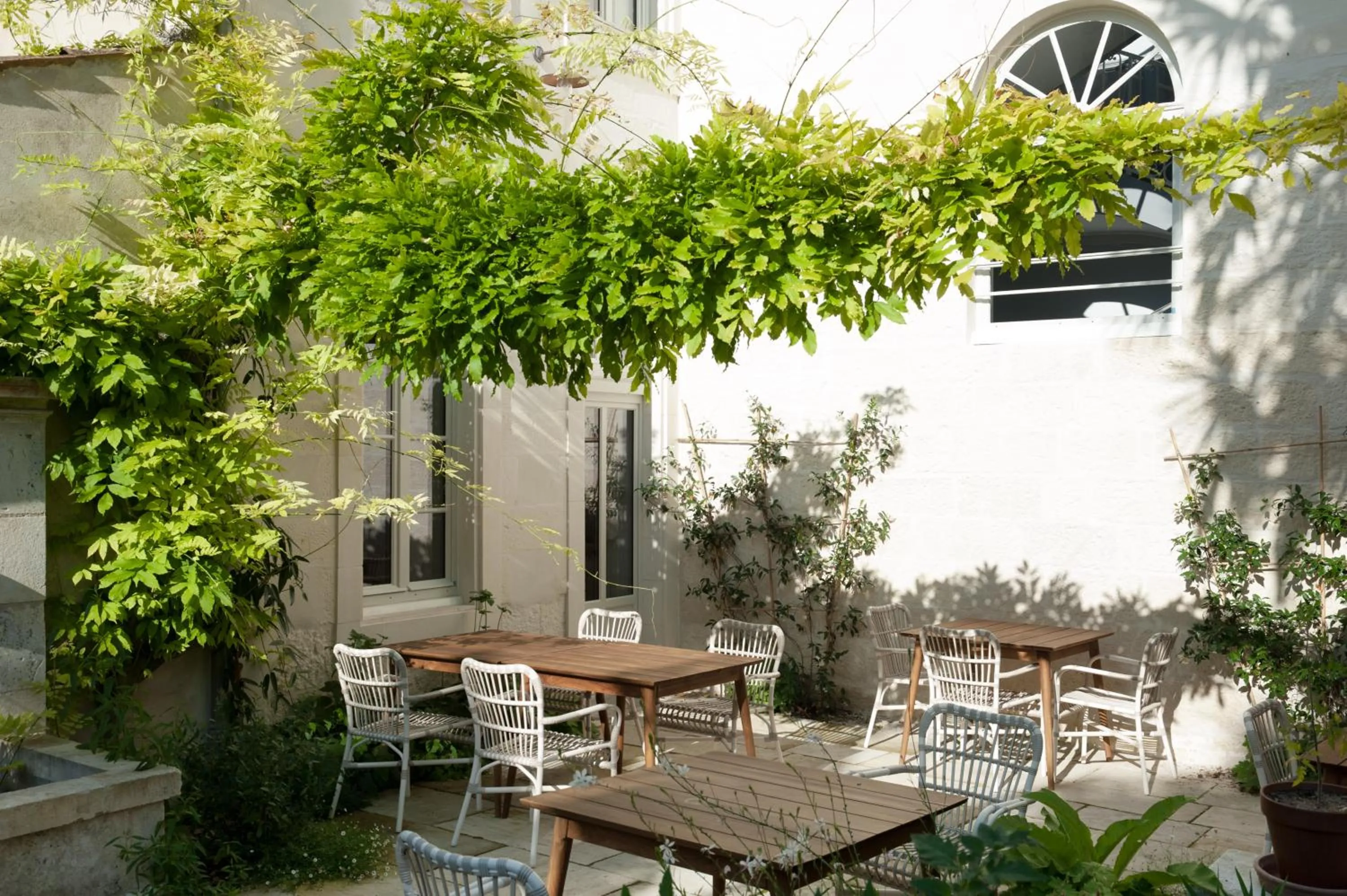 Patio in Chambres d'Hôtes Eden Ouest