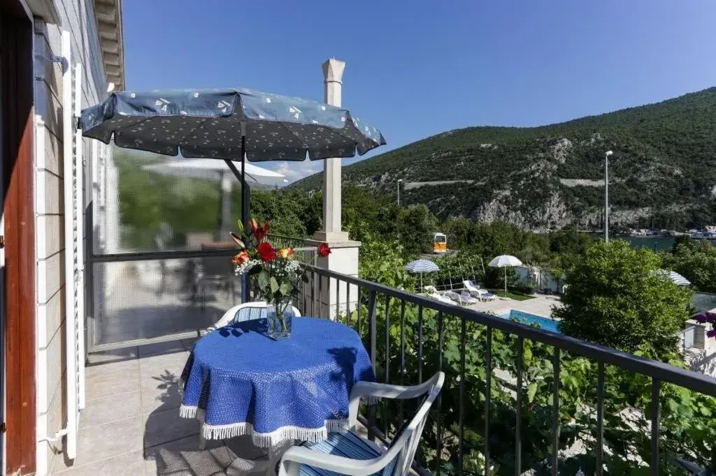 Balcony/Terrace in Villa Celenca