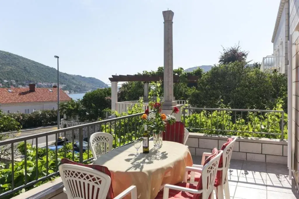 Balcony/Terrace in Villa Celenca