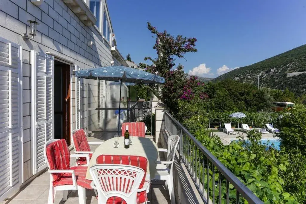 Balcony/Terrace in Villa Celenca