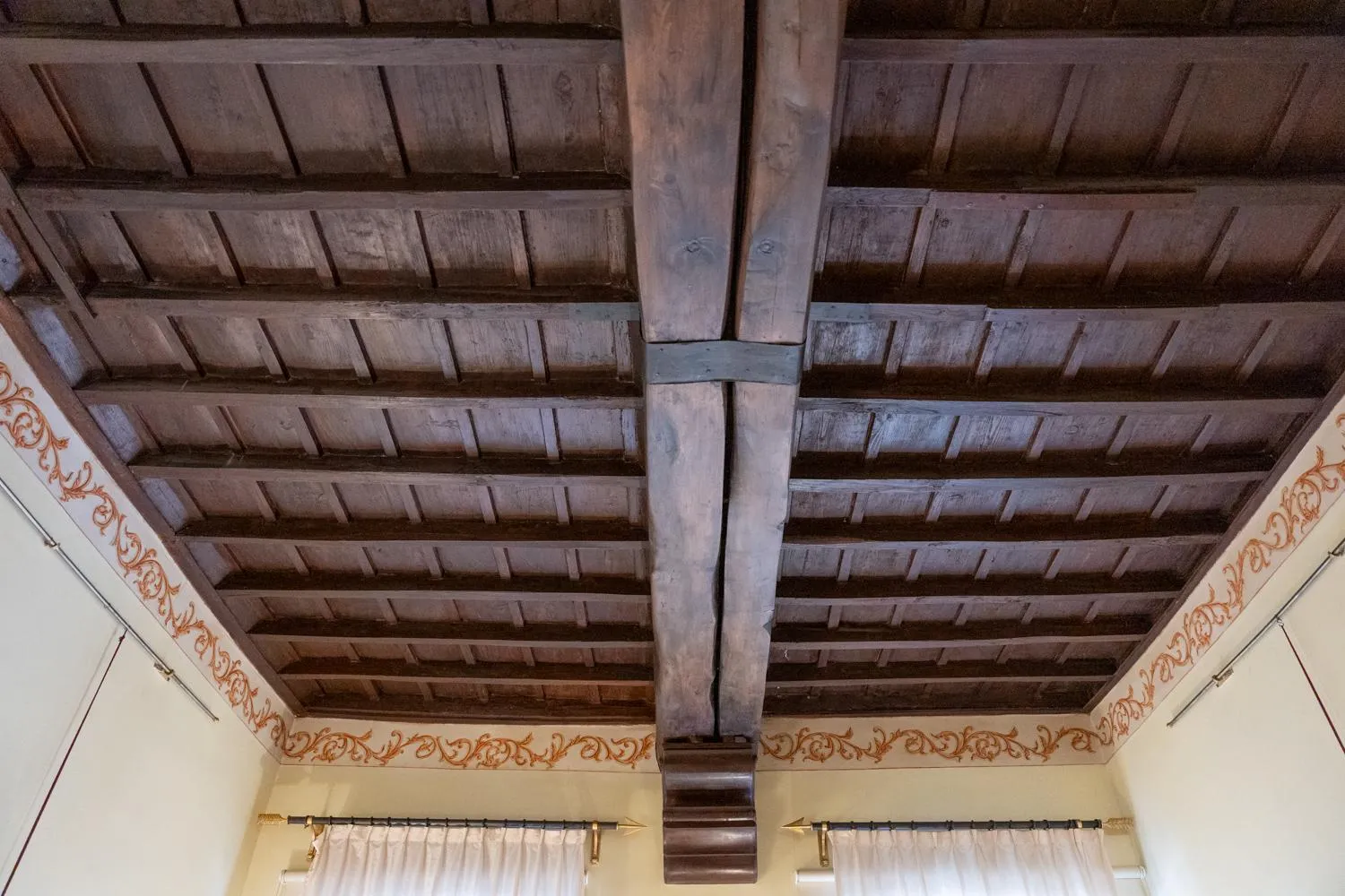 Decorative detail in Suites Rome