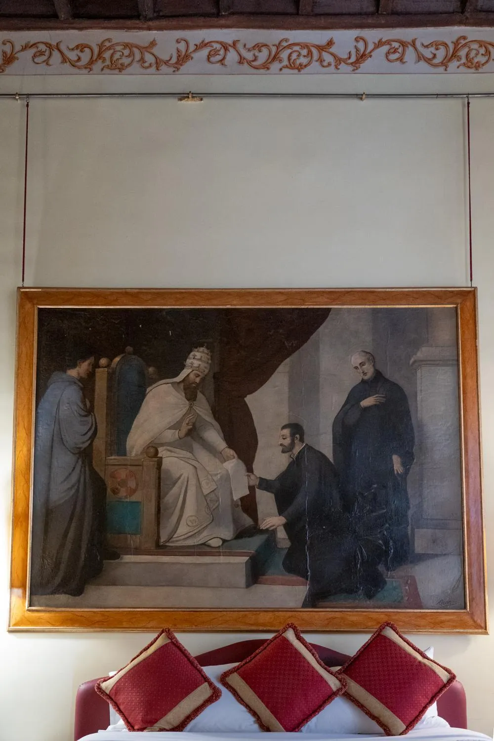 Decorative detail in Suites Rome