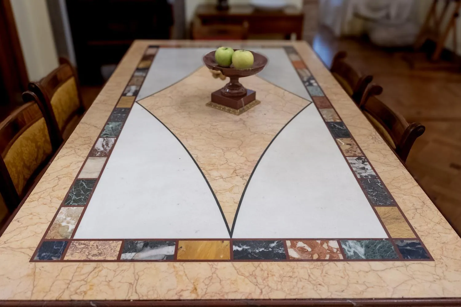 Decorative detail in Suites Rome