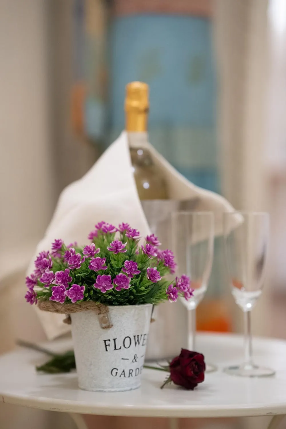 Decorative detail in Suites Rome