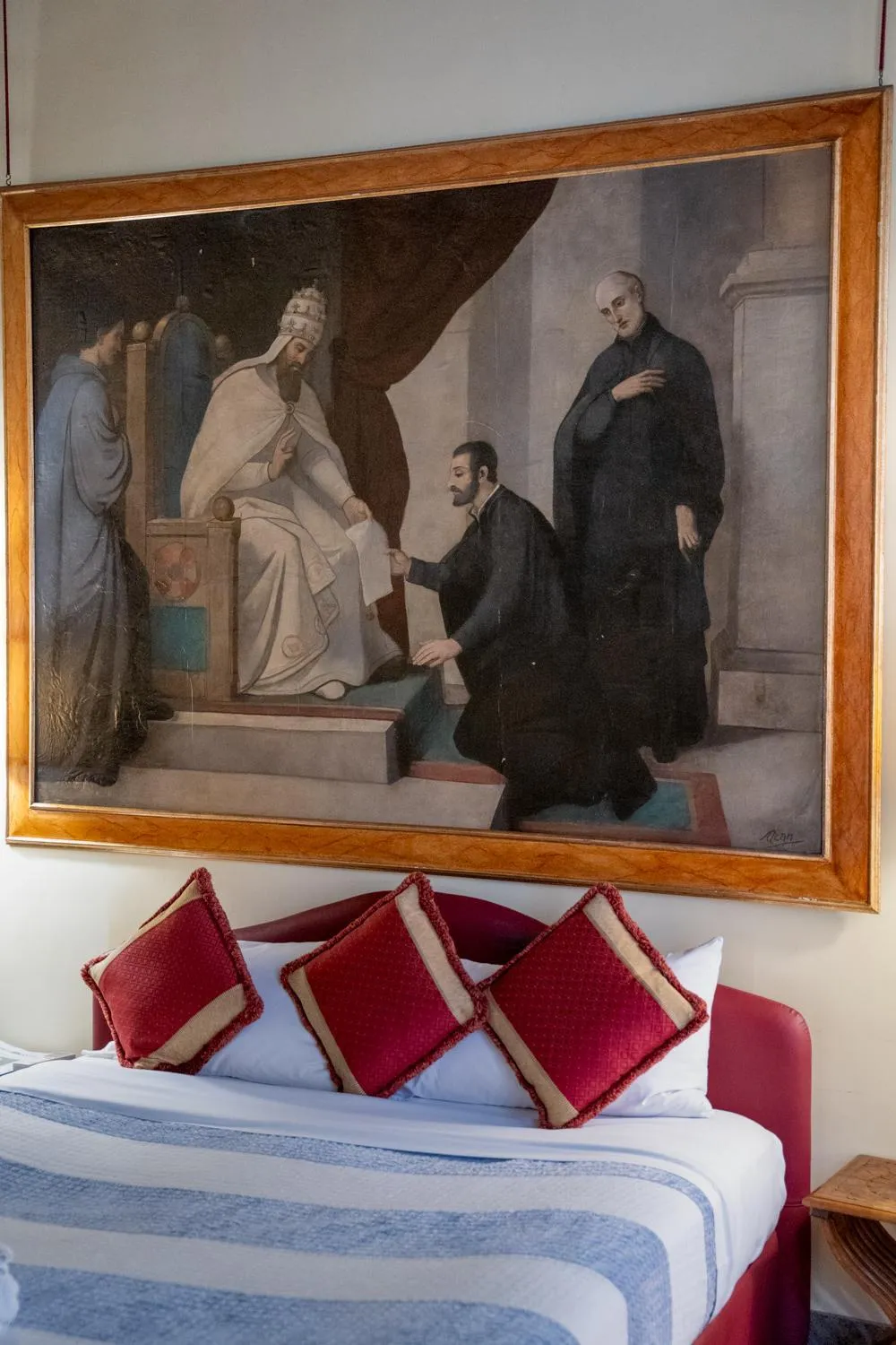 Decorative detail, Bed in Suites Rome