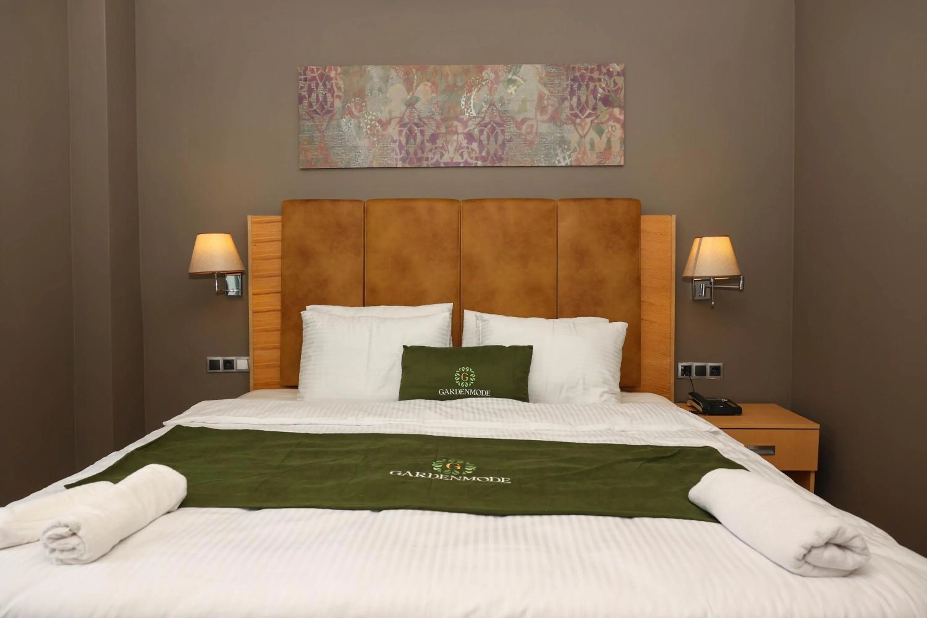 Bed in Gardenmode Airport Hotel