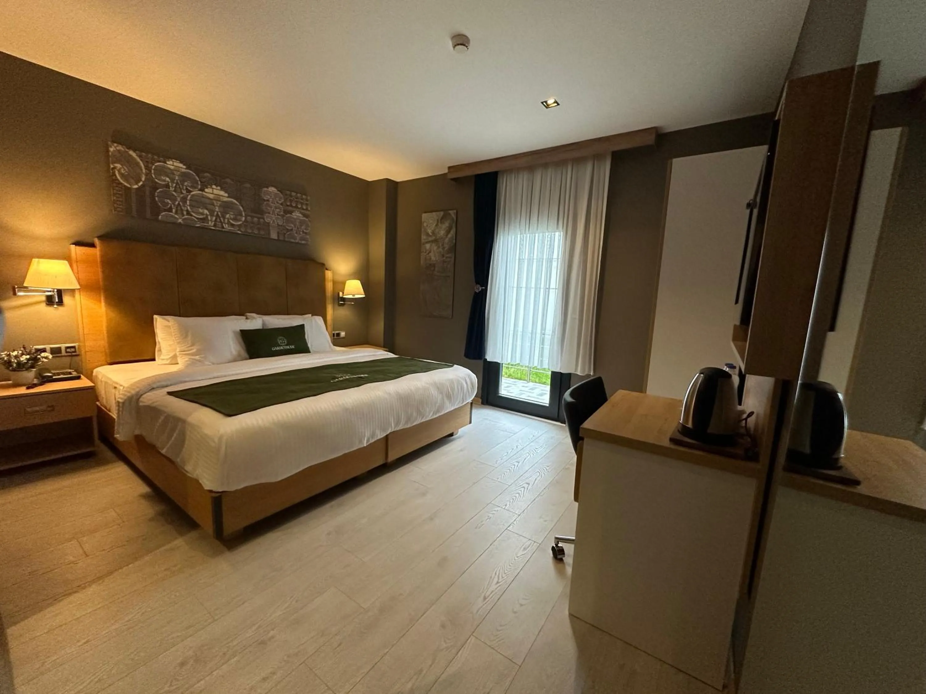 Bed in Gardenmode Airport Hotel