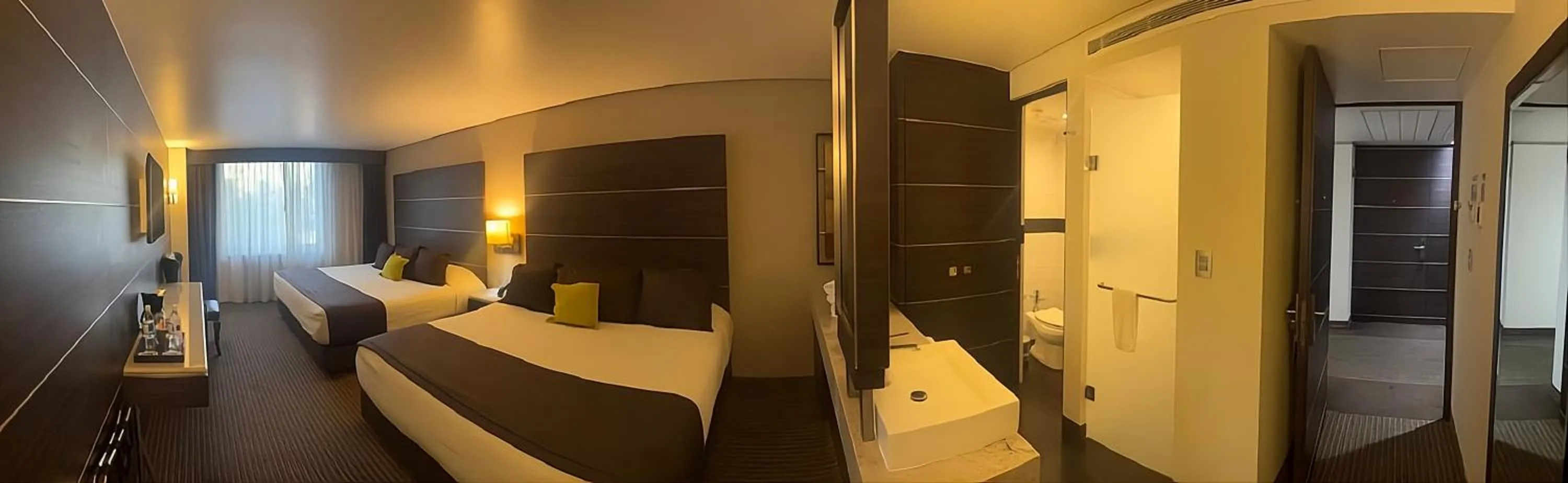 Photo of the whole room, Bed in Hotel Real Alameda de Queretaro