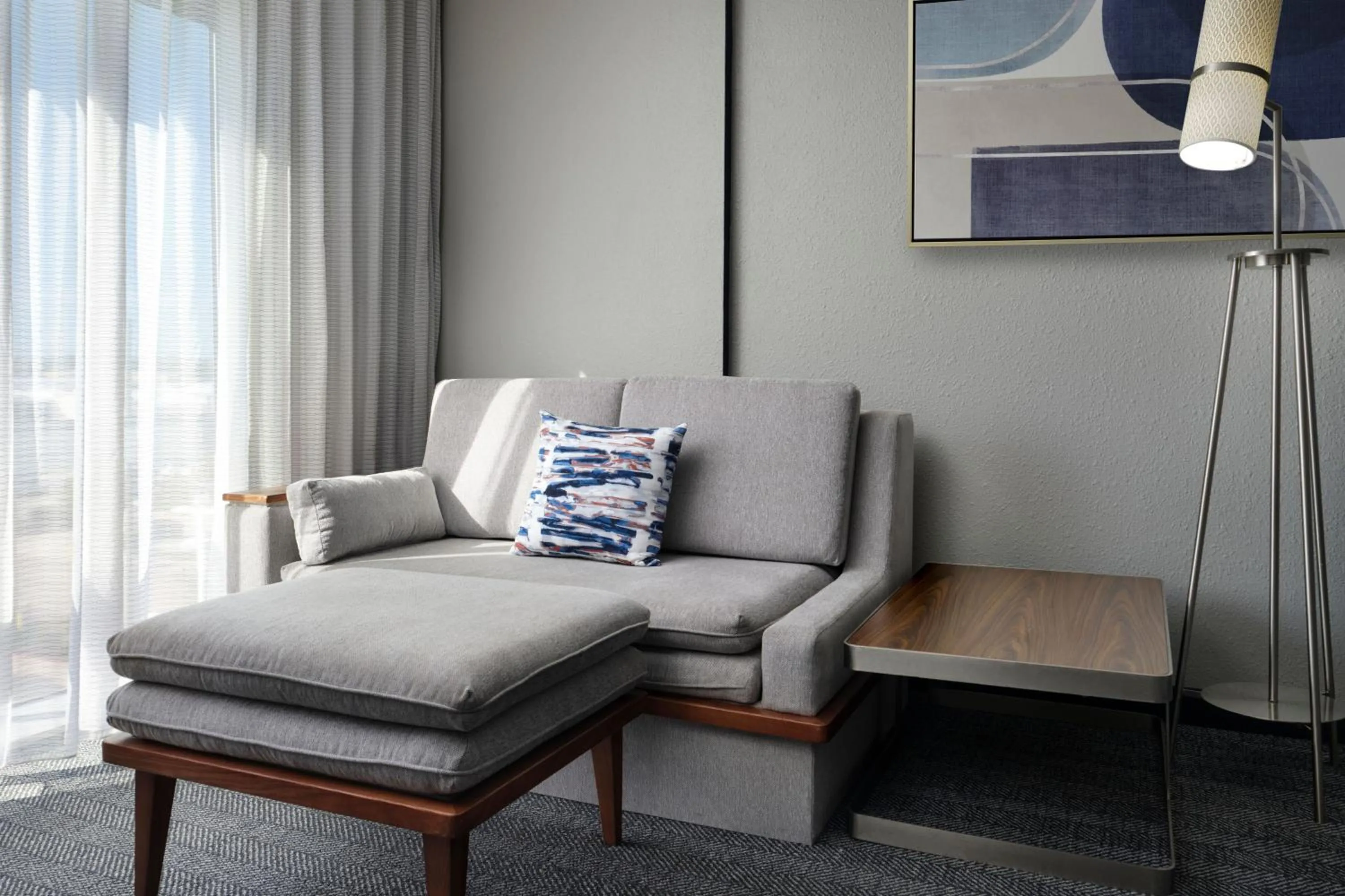 Photo of the whole room in Courtyard by Marriott Hammond