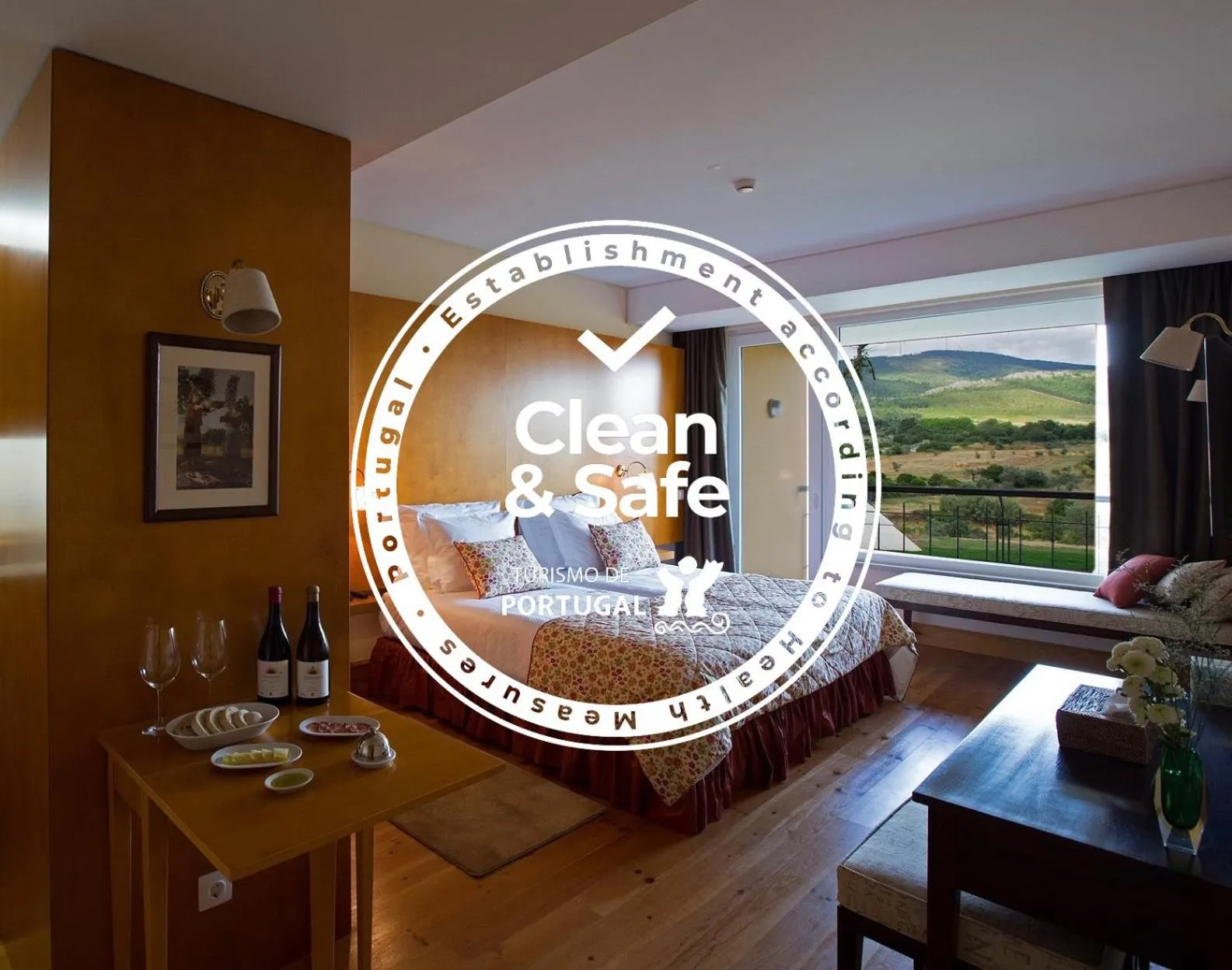 Balcony/Terrace, Bed in Cabecas do Reguengo