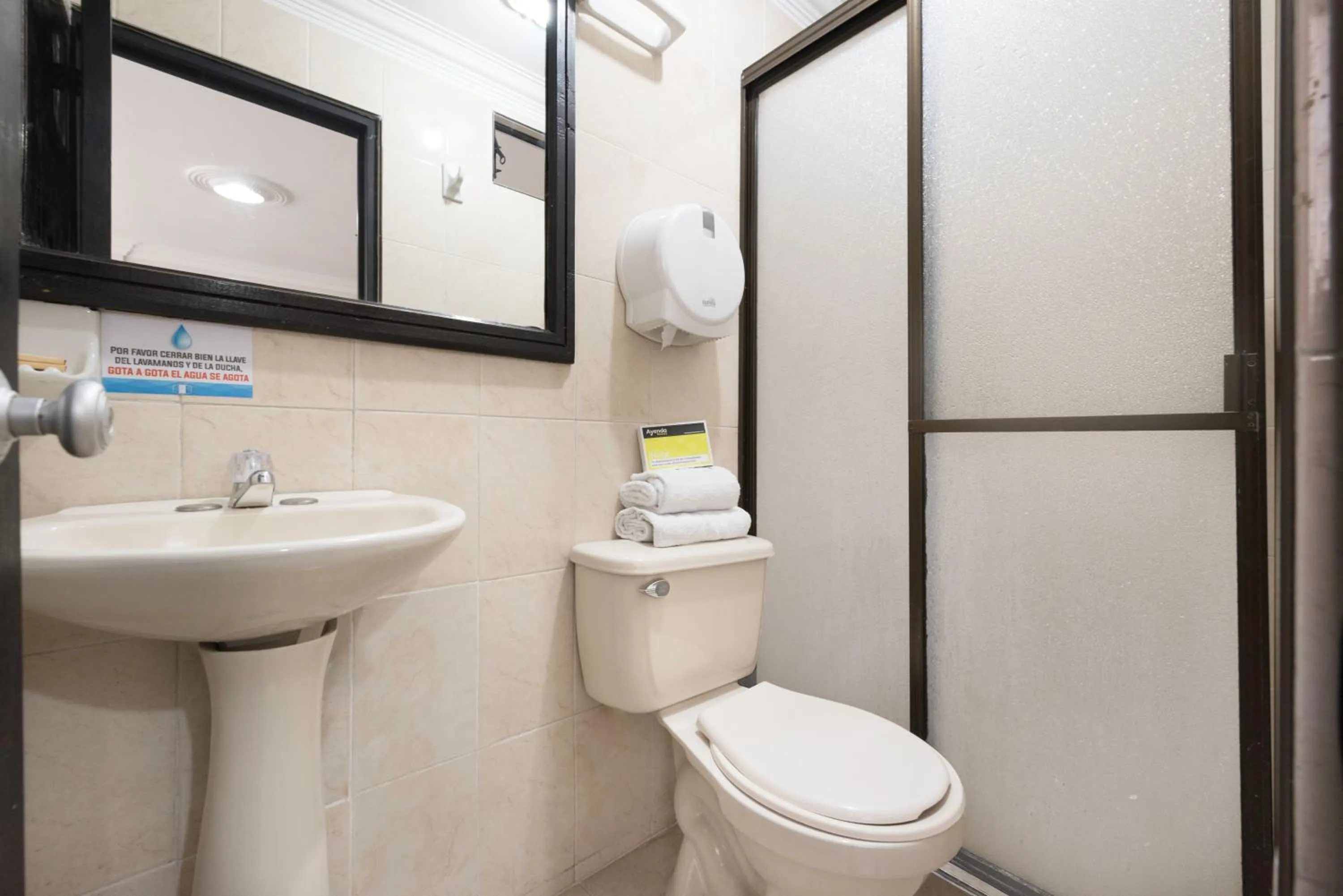 Bedroom in Ayenda 1120 Hotel Comercial