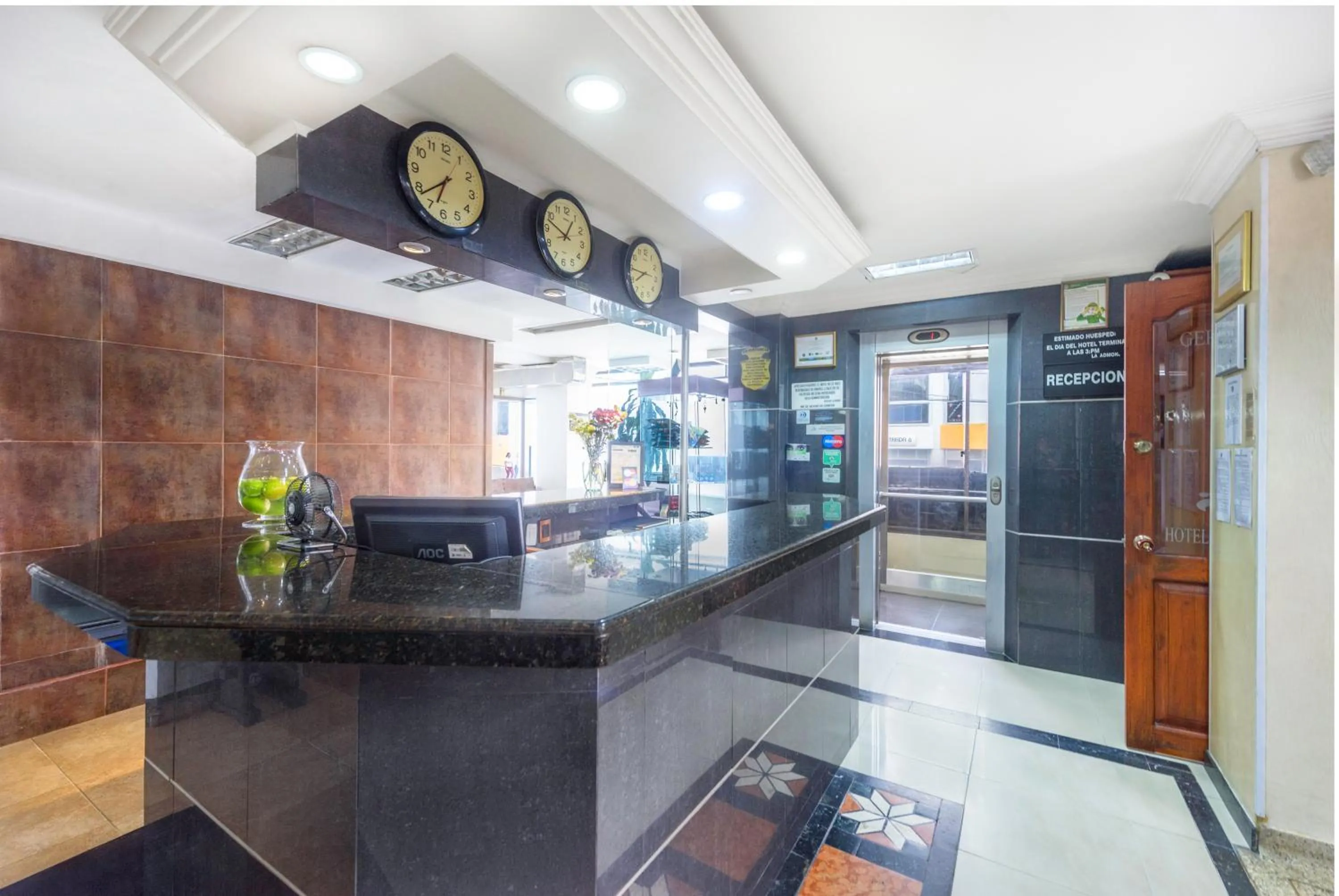 Facade/entrance in Ayenda 1120 Hotel Comercial