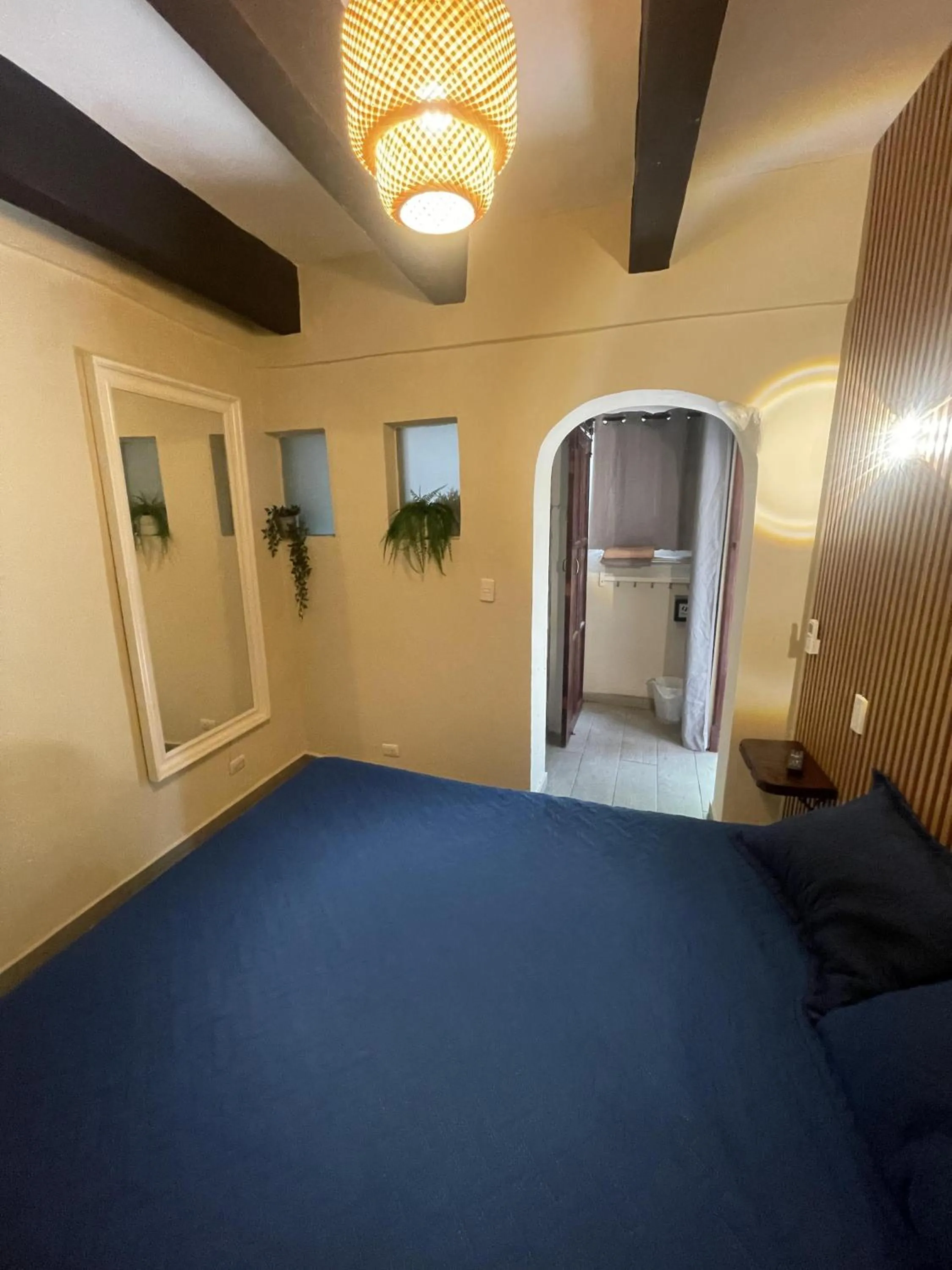 Bedroom, Bed in Island Life Hostel