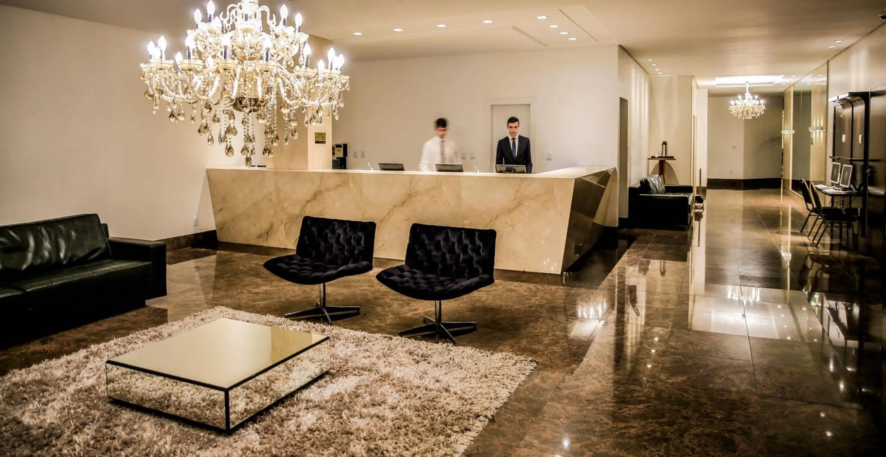 Staff in Gálatas Golden Hotel