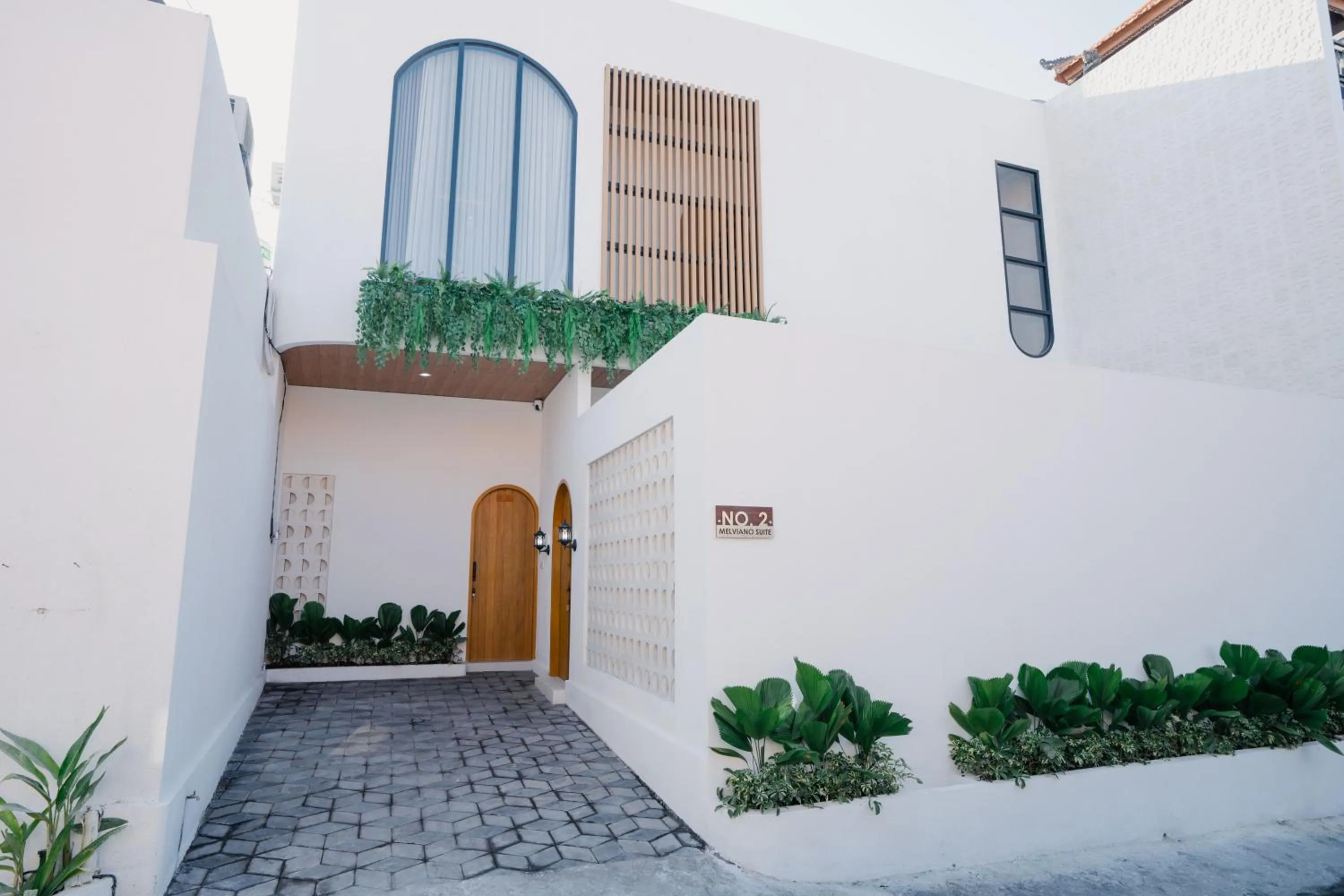 Property building in Melviano Suite & Villa