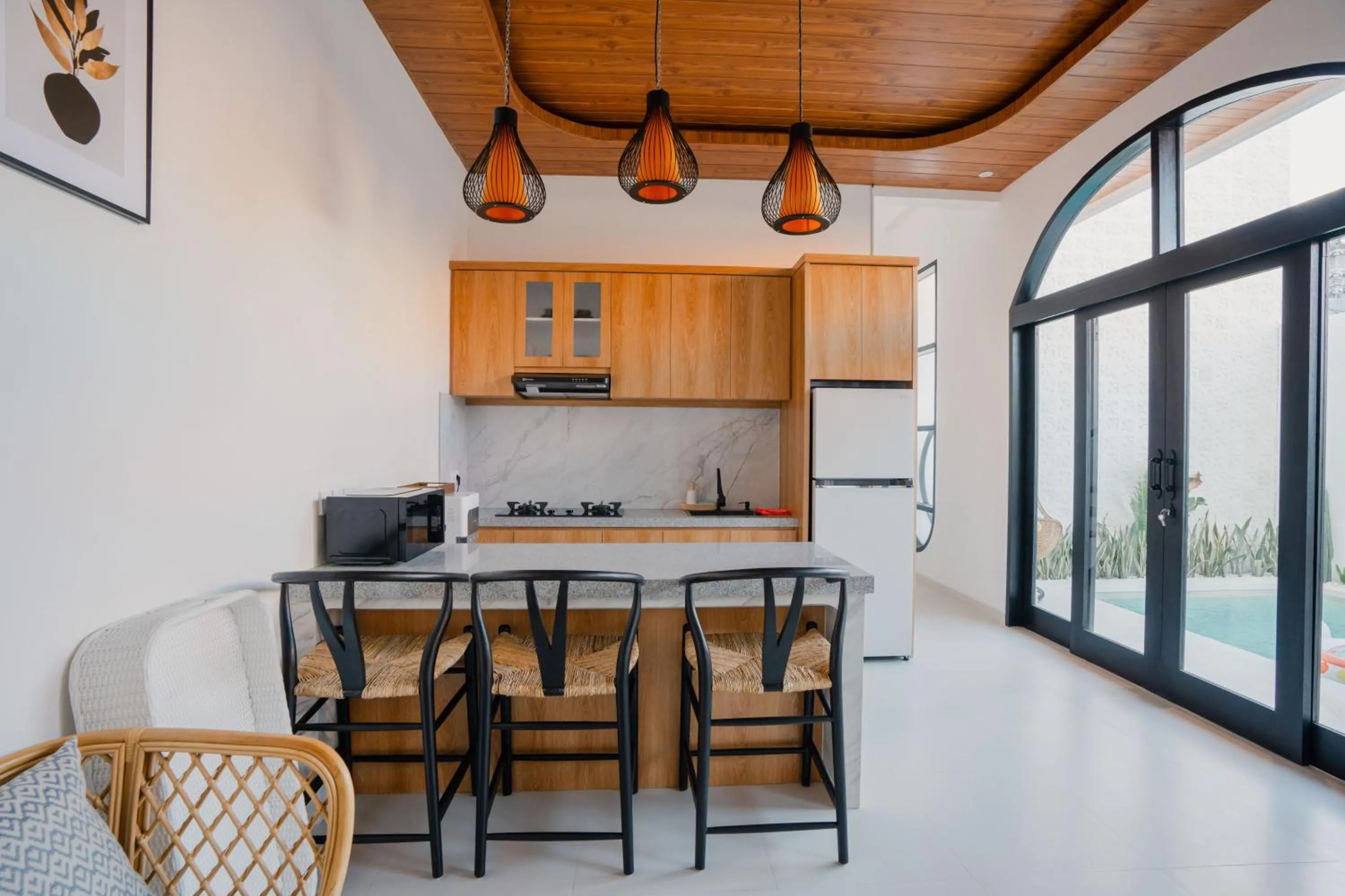 Dining area in Melviano Suite & Villa