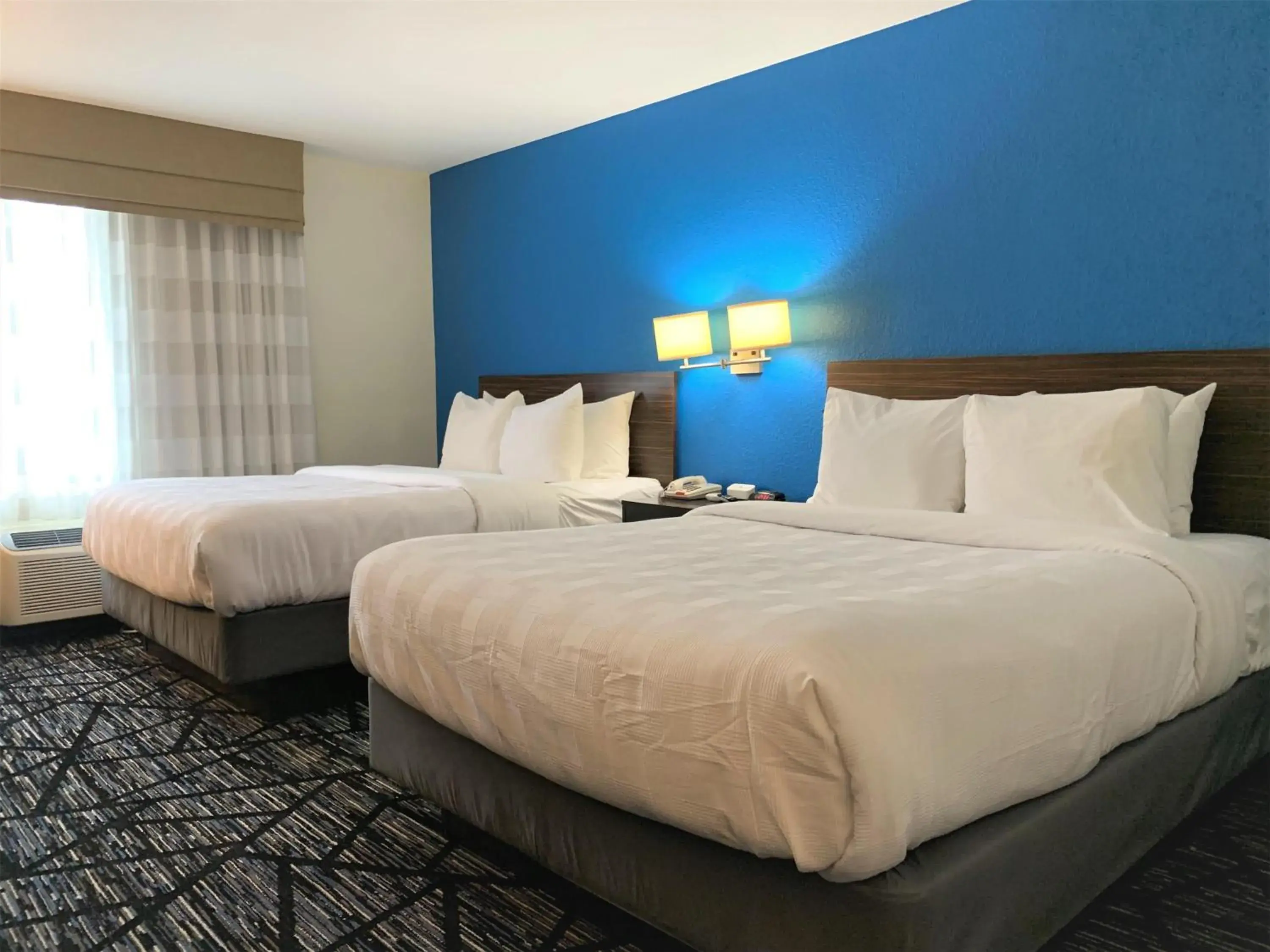 Bedroom in SureStay by Best Western Cambridge Bedroom in SureStay by Best Western Cambridge