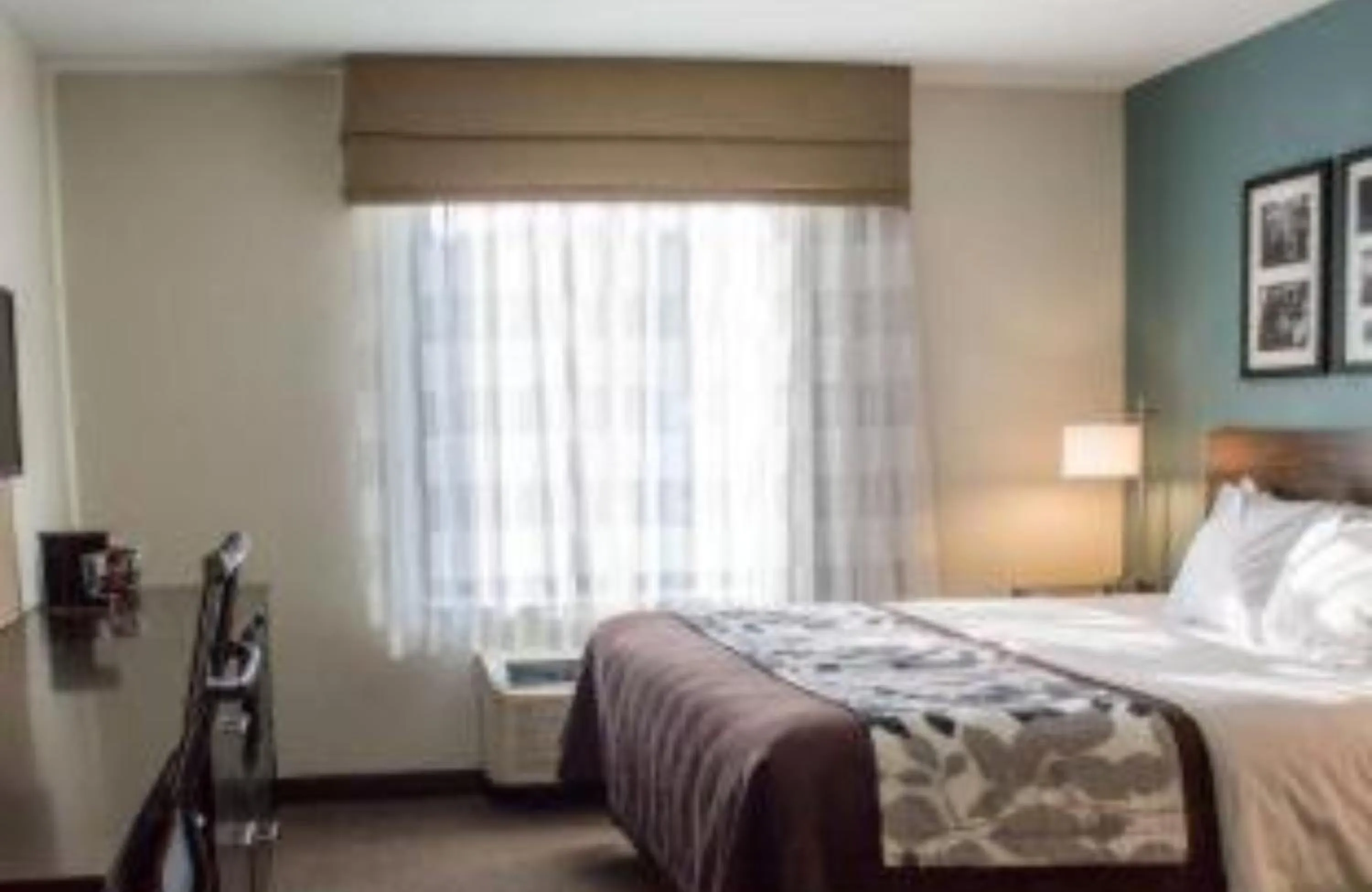 Bedroom in Best Western Cambridge