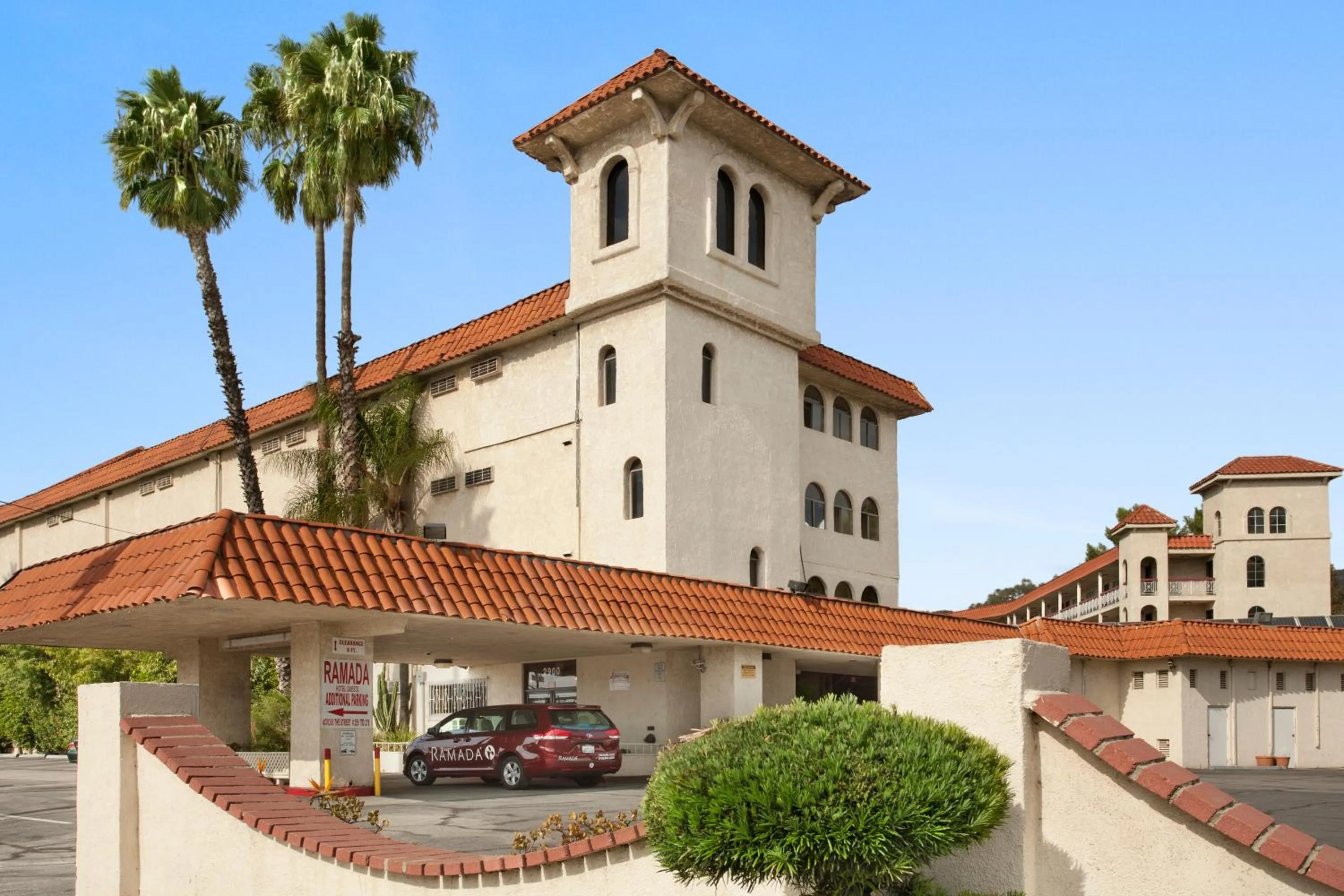 Property building in Ramada by Wyndham Burbank Airport