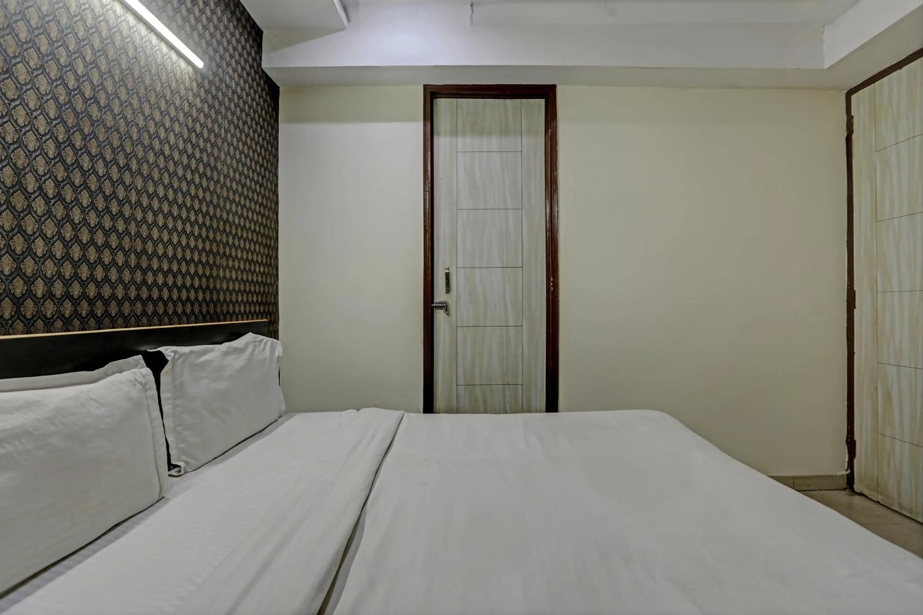 Bedroom, Bed in Hotel O Kanak palace