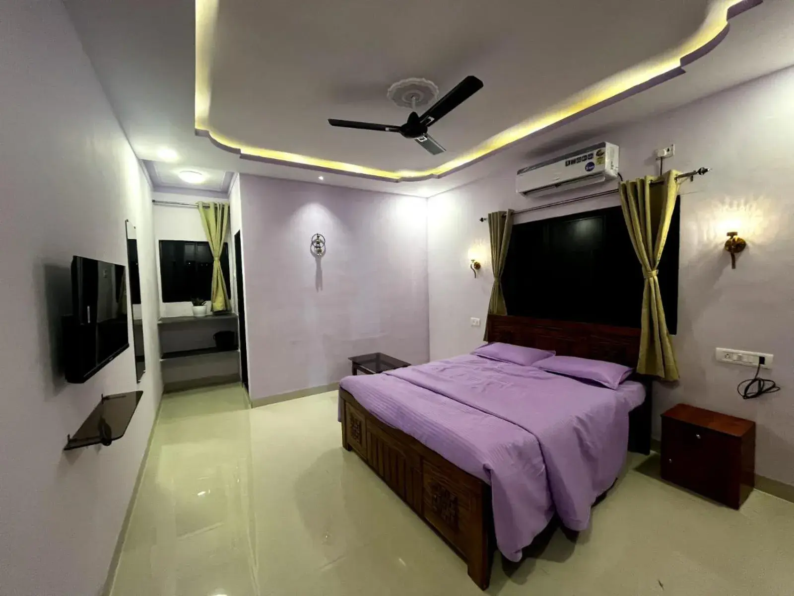 Photo of the whole room, Bed in Tarangan Resort Photo of the whole room, Bed in Tarangan Resort