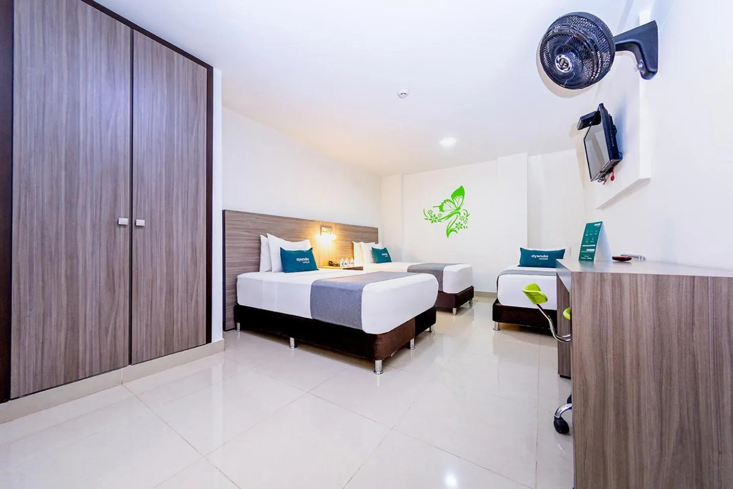 Photo of the whole room, Bed in Hotel MH Pereira