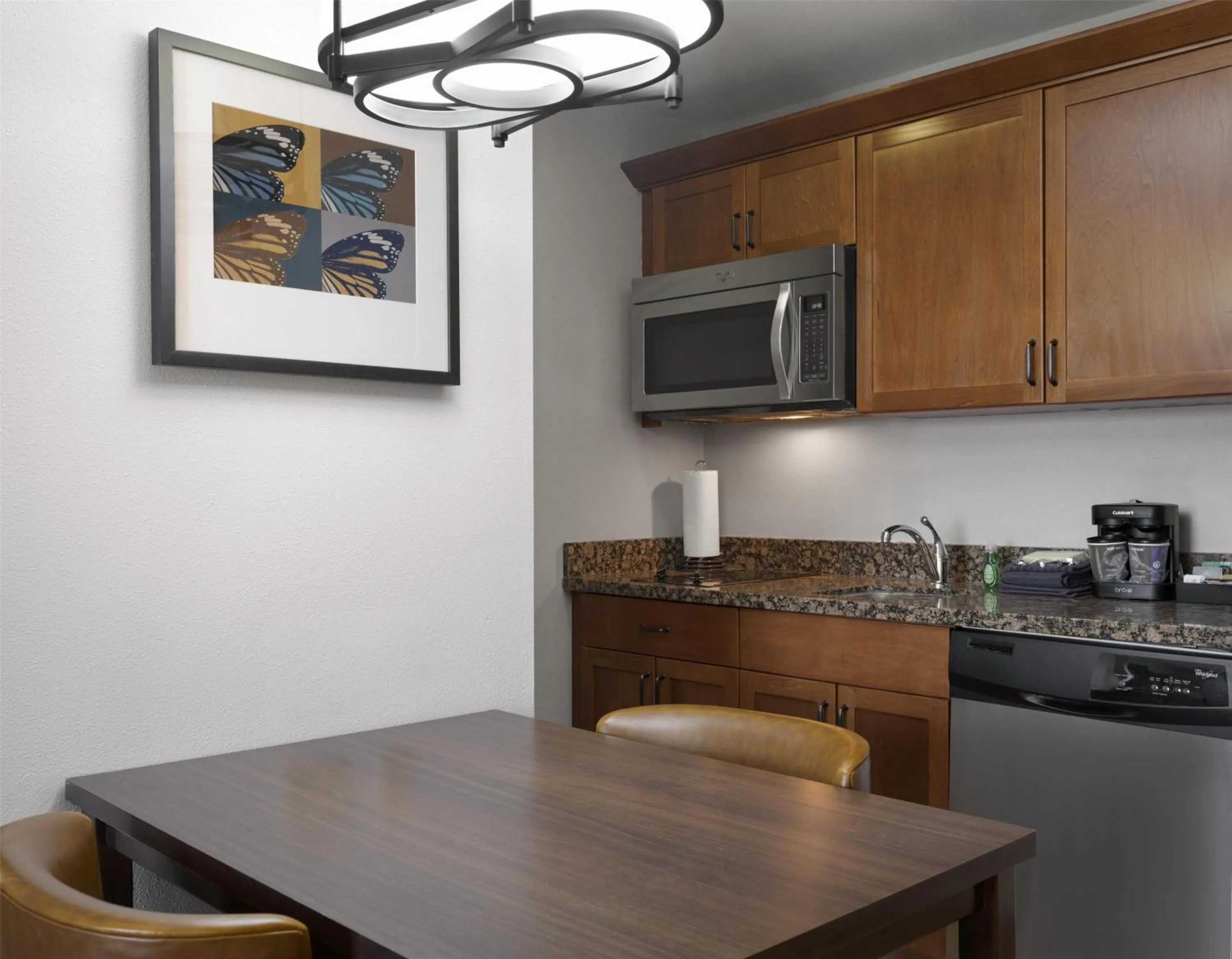Kitchen or kitchenette in Homewood Suites by Hilton Akron/Fairlawn