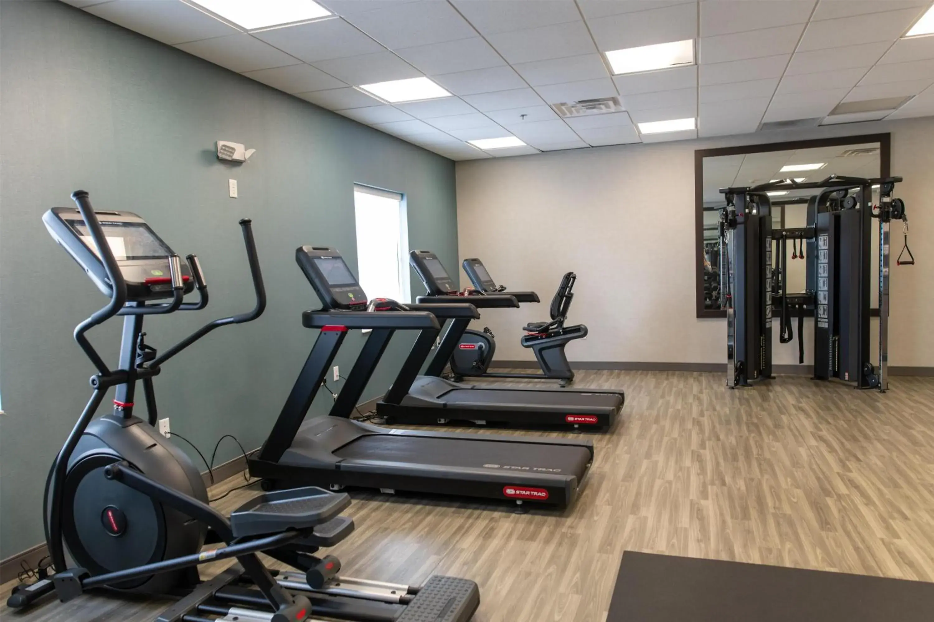 Fitness centre/facilities in Hampton Inn Orange City Fitness centre/facilities in Hampton Inn Orange City